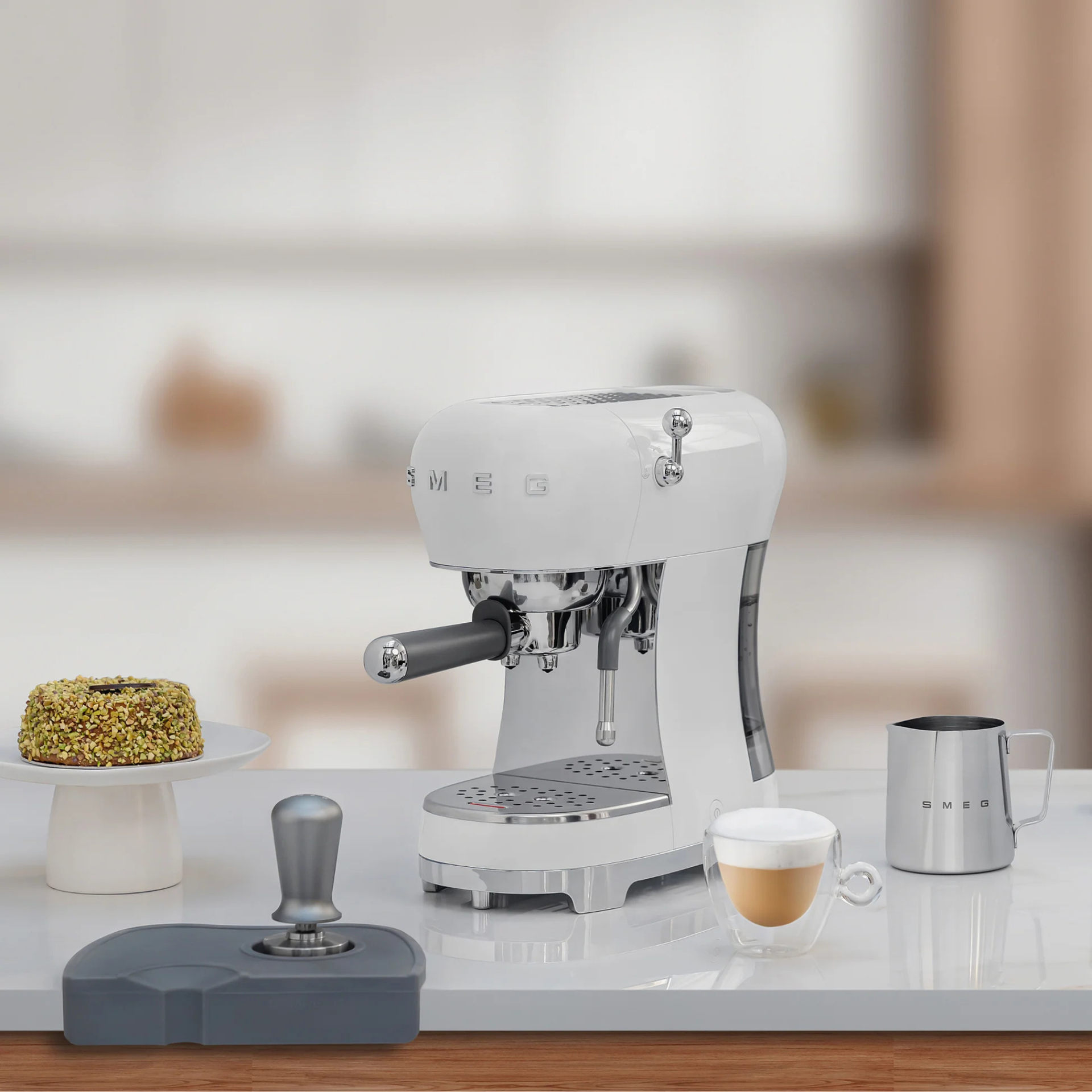 machine espresso manuelle avec porte filtre et mousseur à lait