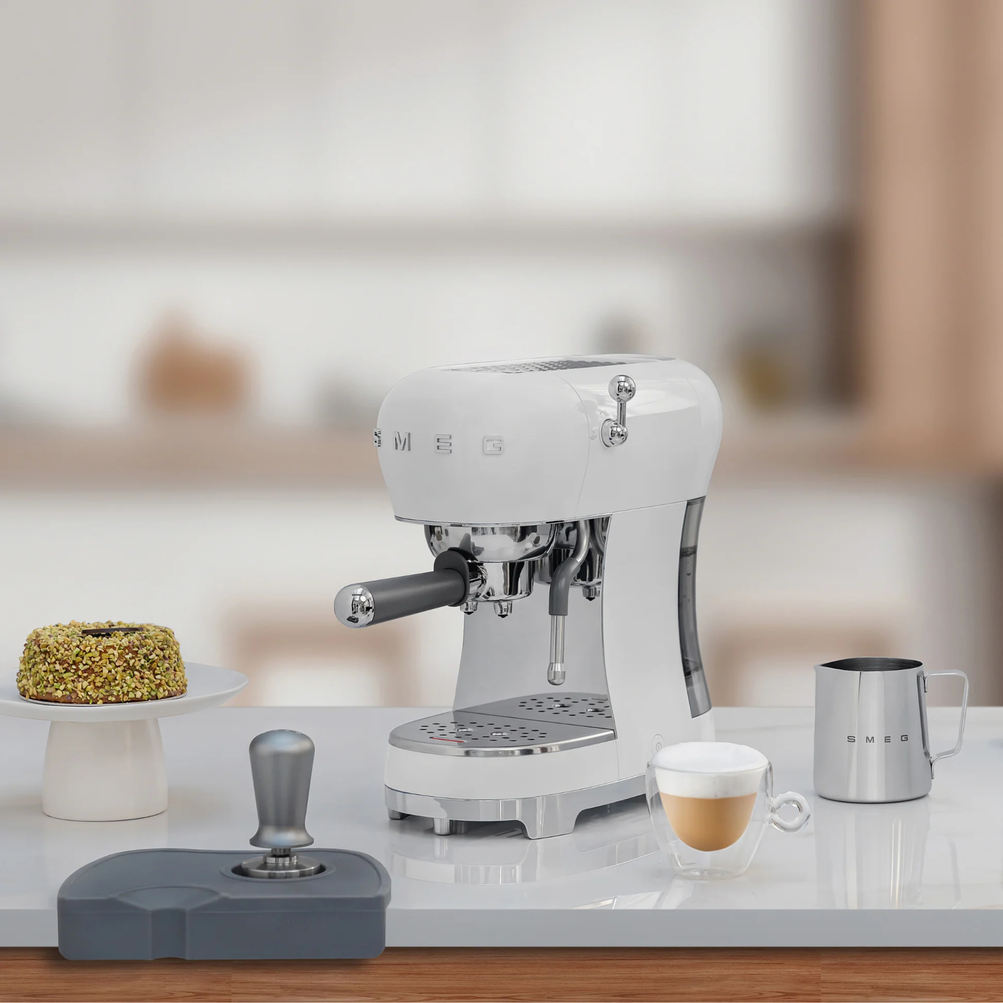 machine espresso manuelle avec porte filtre et mousseur à lait