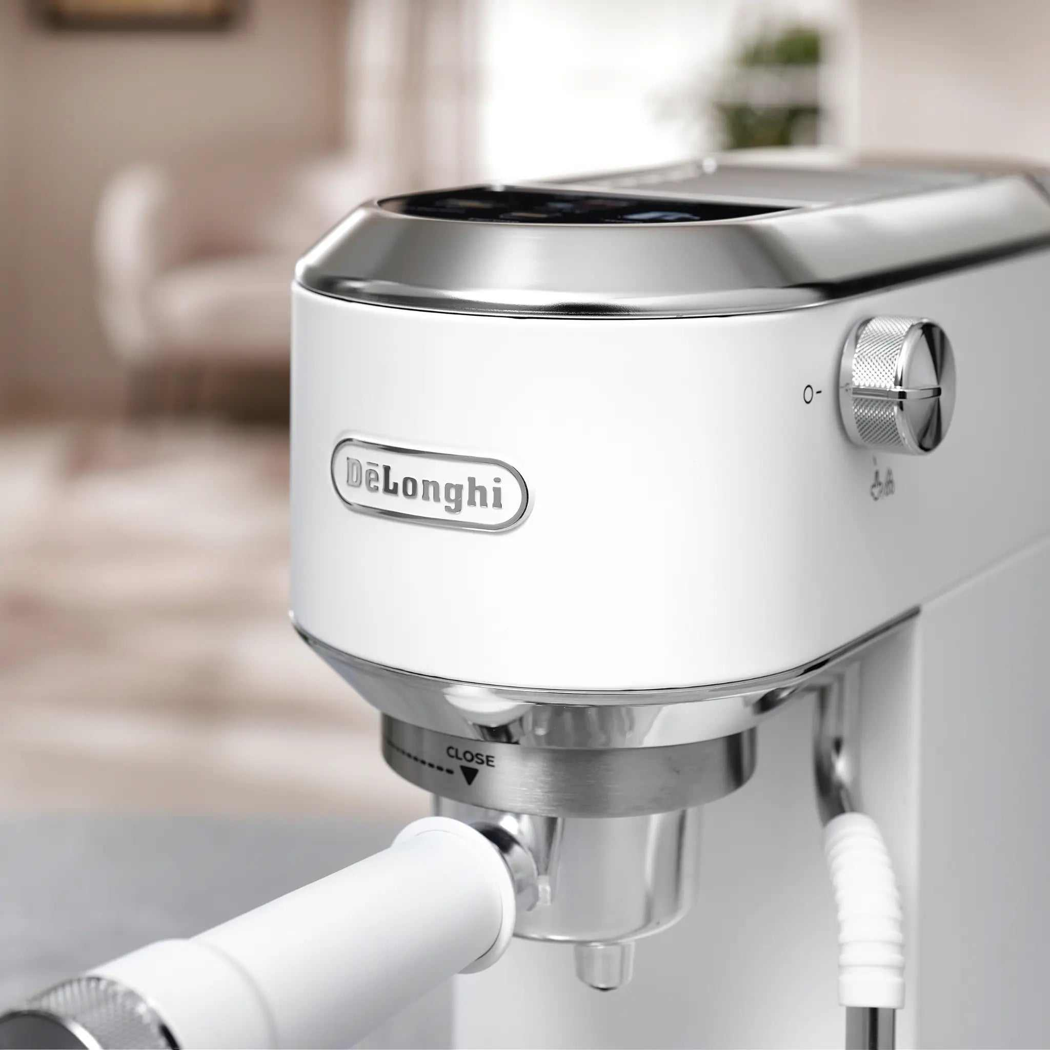 Machine à café espresso Dedica Duo avec Cold Brew blanche - De'Longhi De'Longhi