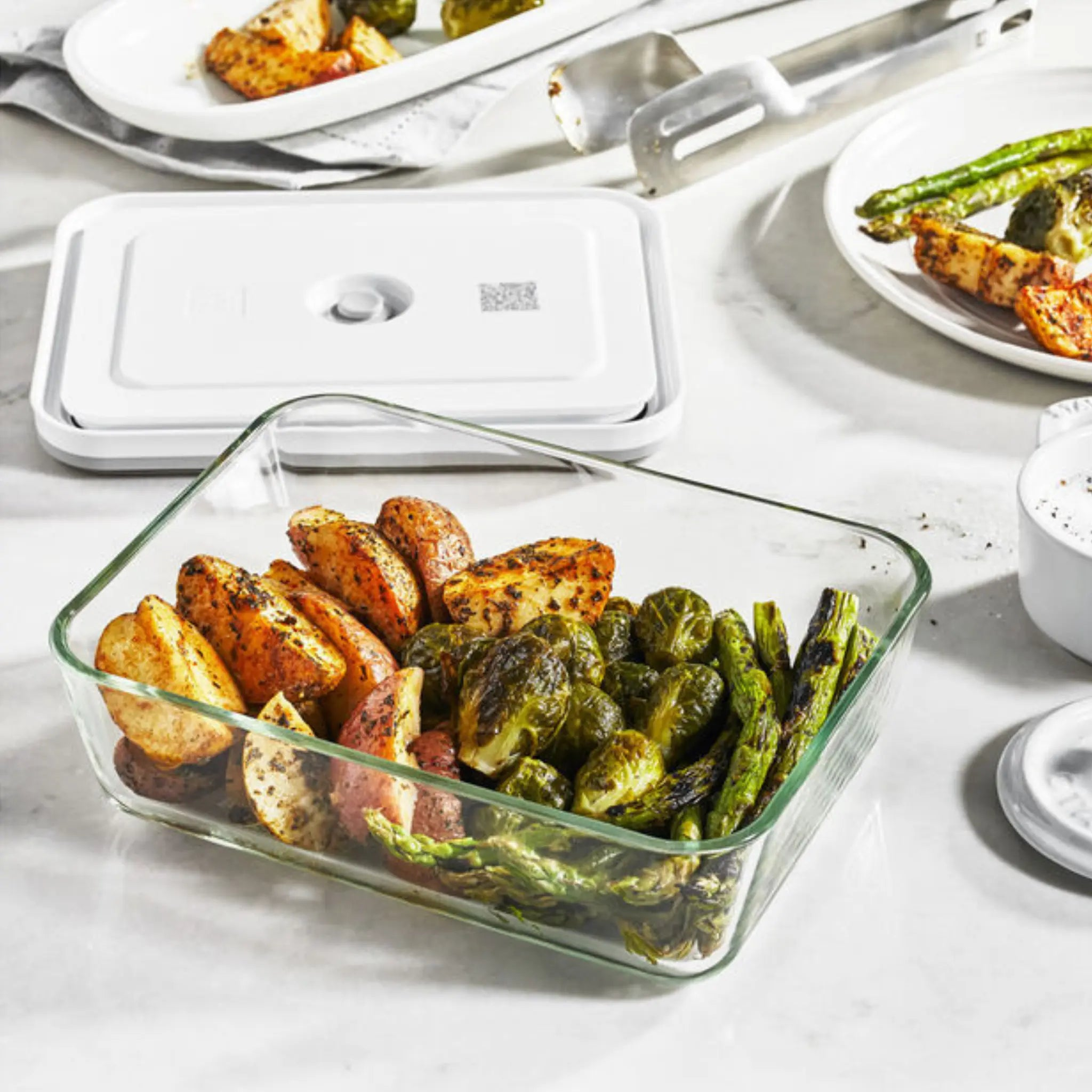 Contenant sous vide en verre borosilicate Fresh & Save 2 L ZWILLING avec couvercle hermétique et code QR pour conservation des aliments