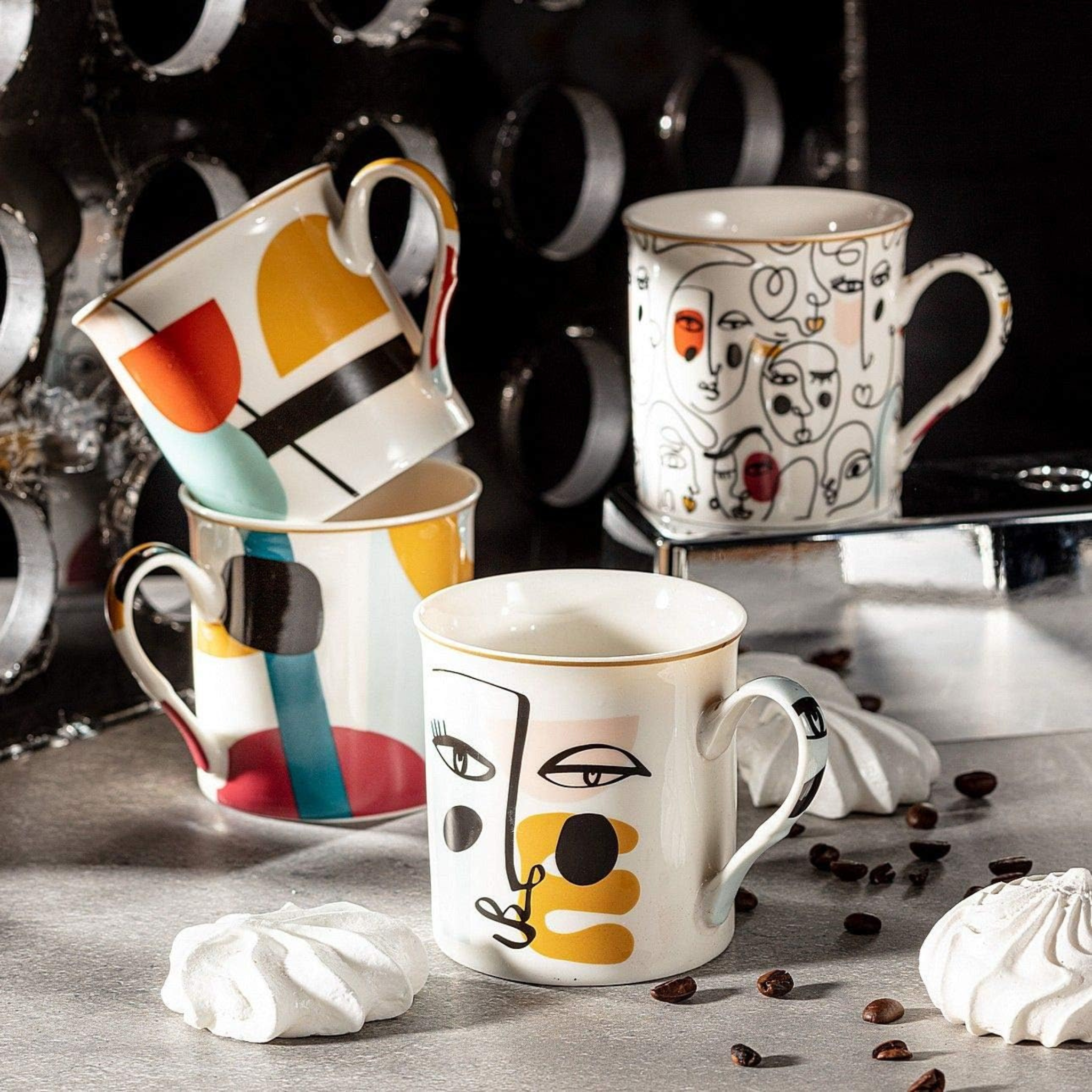 tasses porcelaine détail motifs graphiques sérigraphiés
