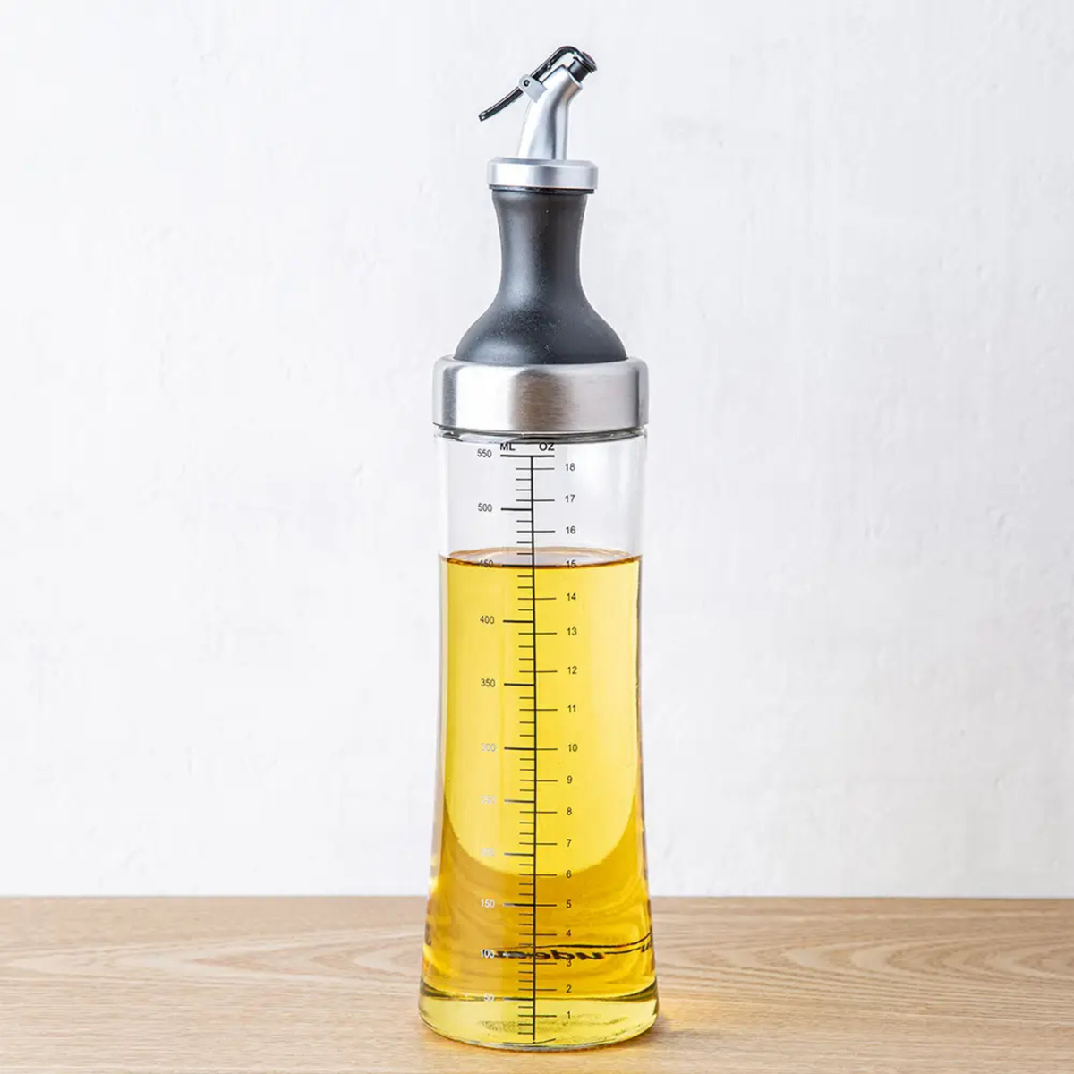 Glass Oil Bottle with Infuser and 2 Pour Spouts 547 ml – Trudeau