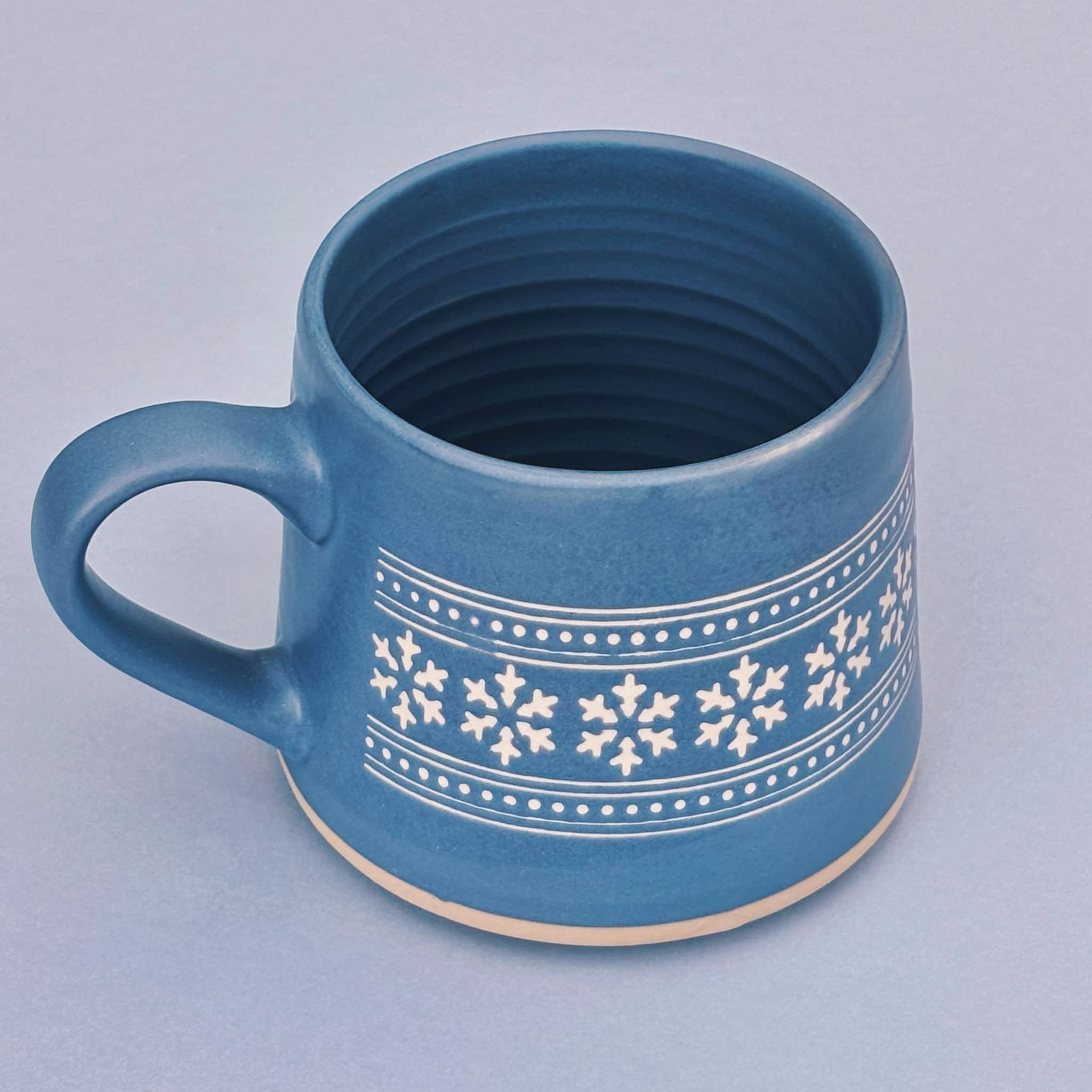 Tasse en grès Bleue avec Flocons 14oz