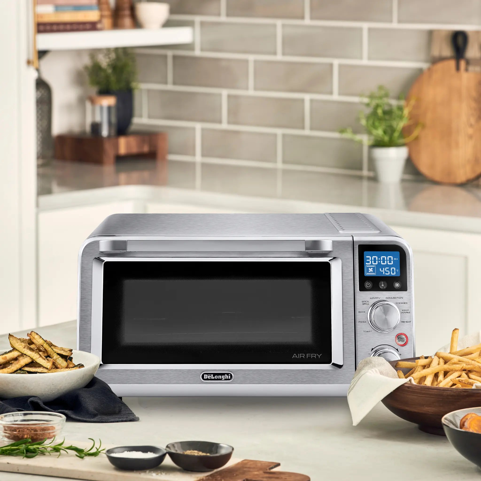 Four à convection Livenza Air Fry Oven 14 L De’Longhi avec fonctions de cuisson polyvalentes et friteuse à air