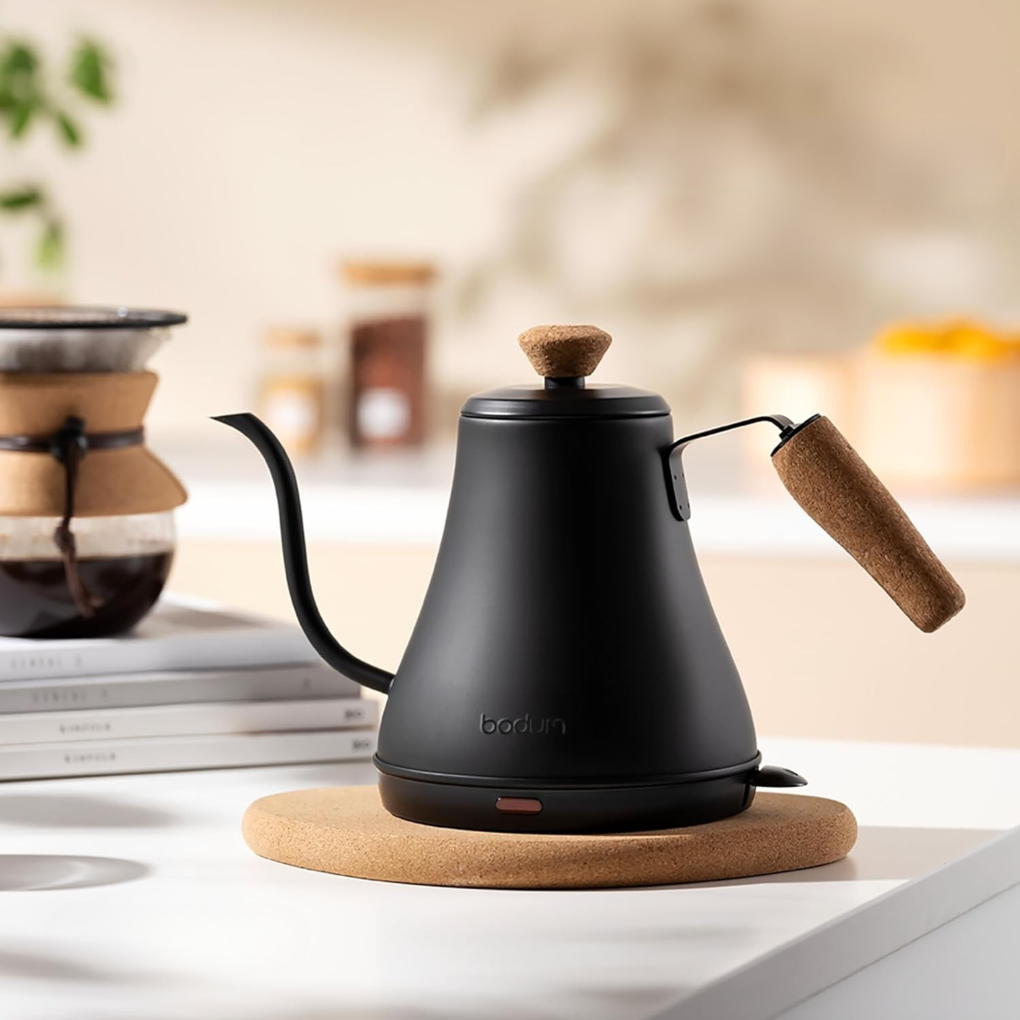 Bouilloire électrique Melior noir mat 800 ml – Bodum