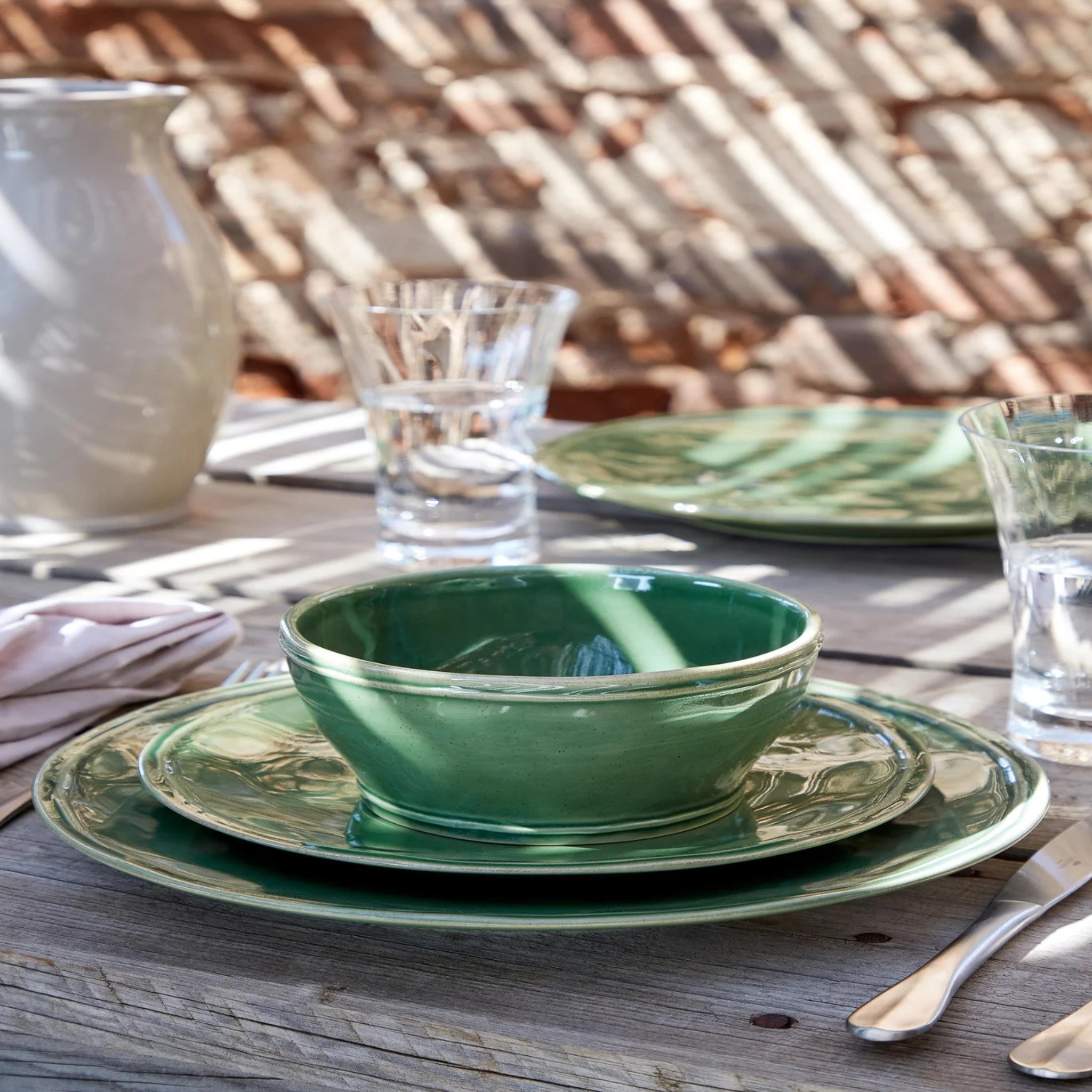 assiette en grès complète 22,9 cm cuisine