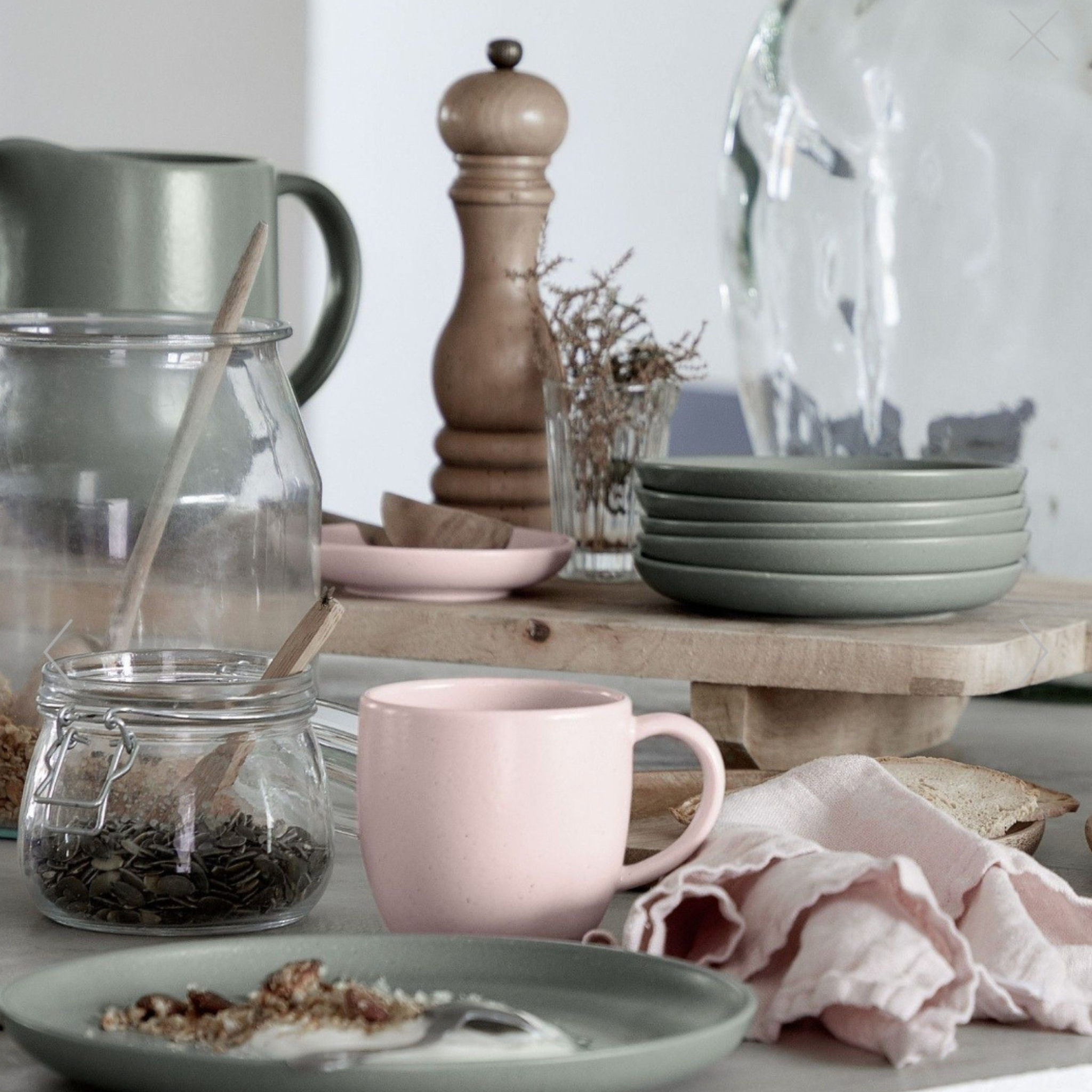 Tasse en grès Rose Pacifica 330ml - Casafina