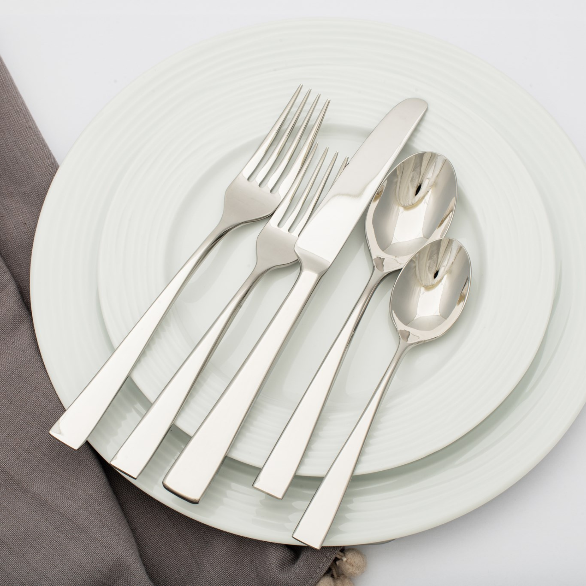 couverts inox 18/10 finition miroir détail
