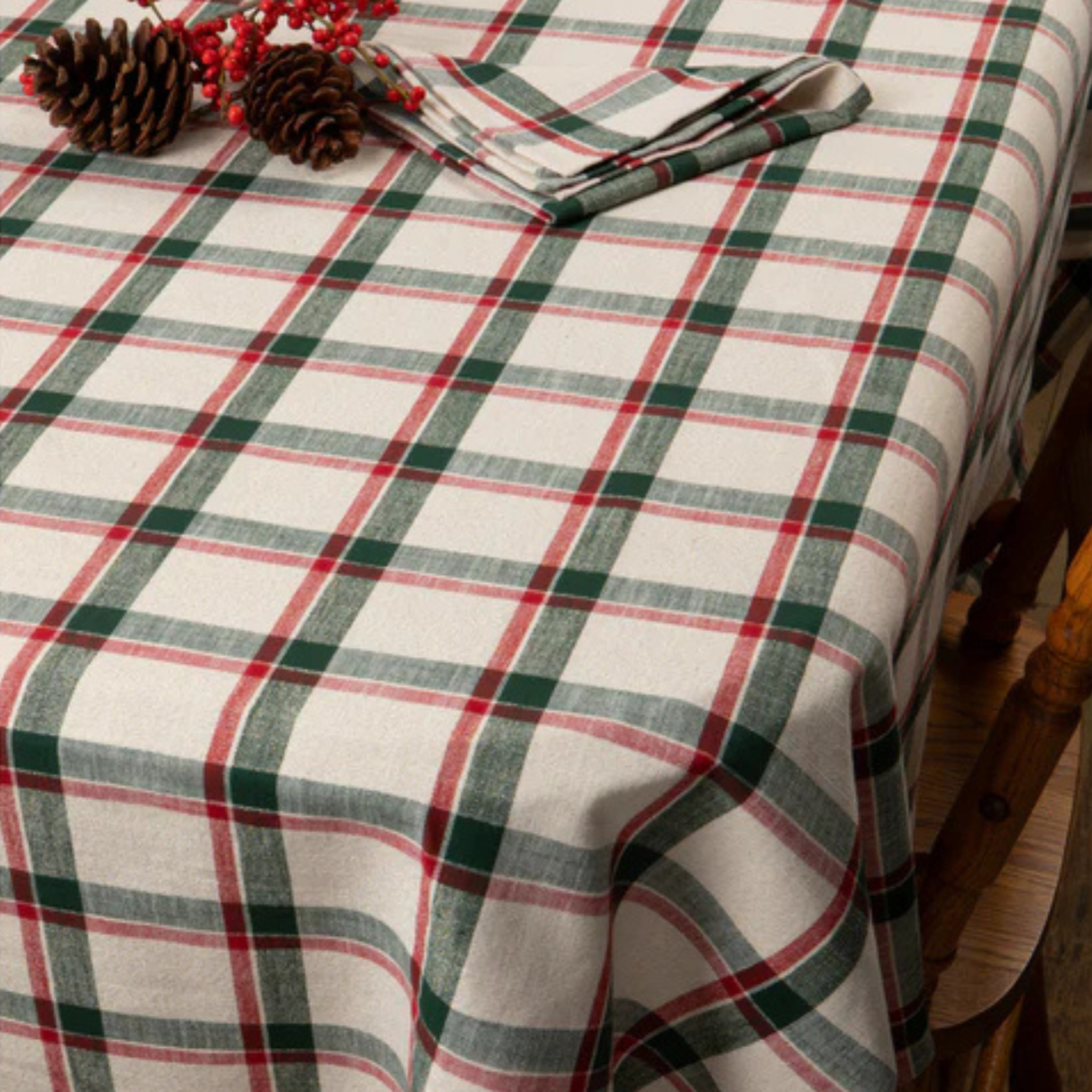 Nappe de Noël à carreaux 60 x 120 po - Danica