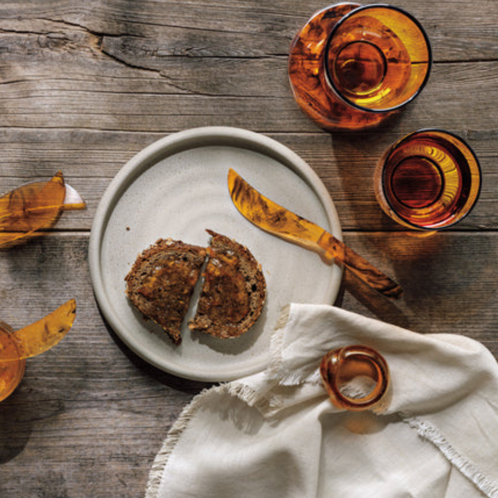 Set of 4 tortoiseshell resin napkin rings - Danica