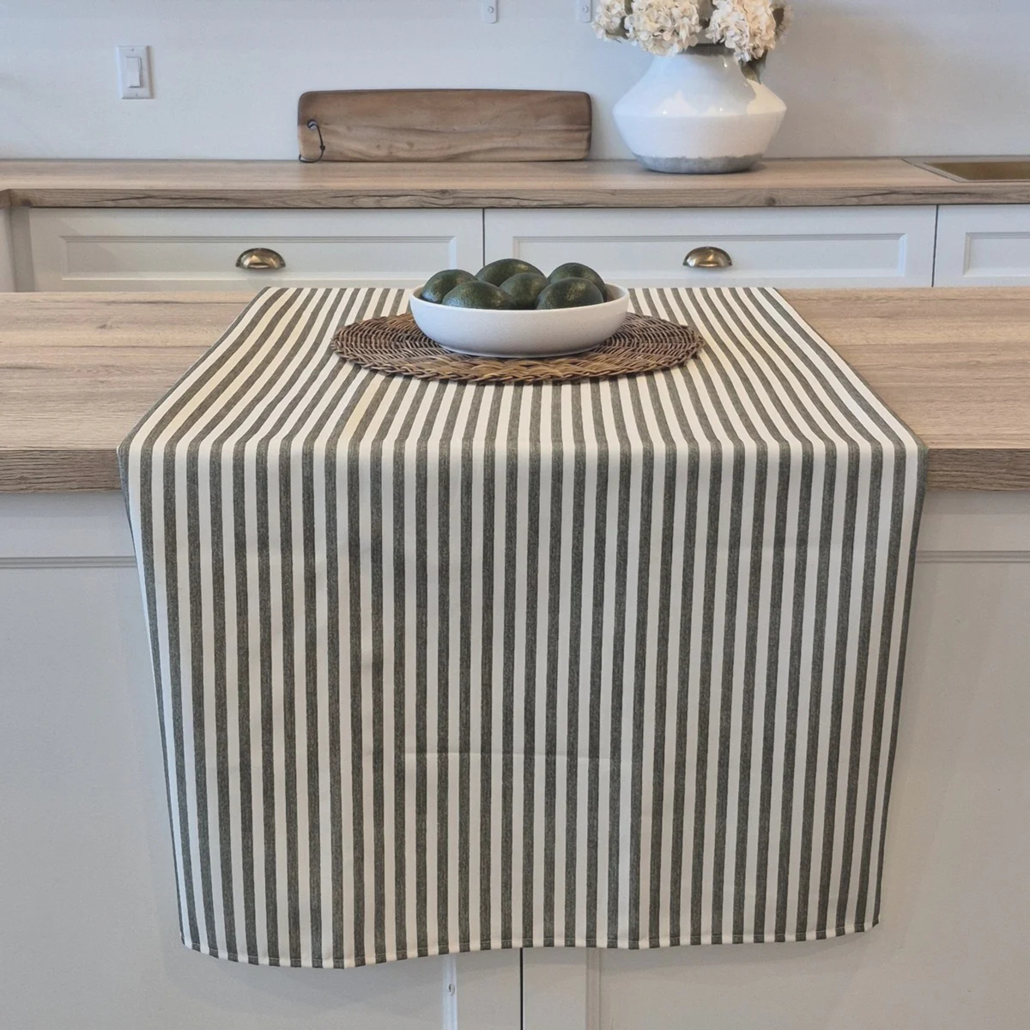 Nappe à rayures vertes Seacoast 60x60" - Brunelli