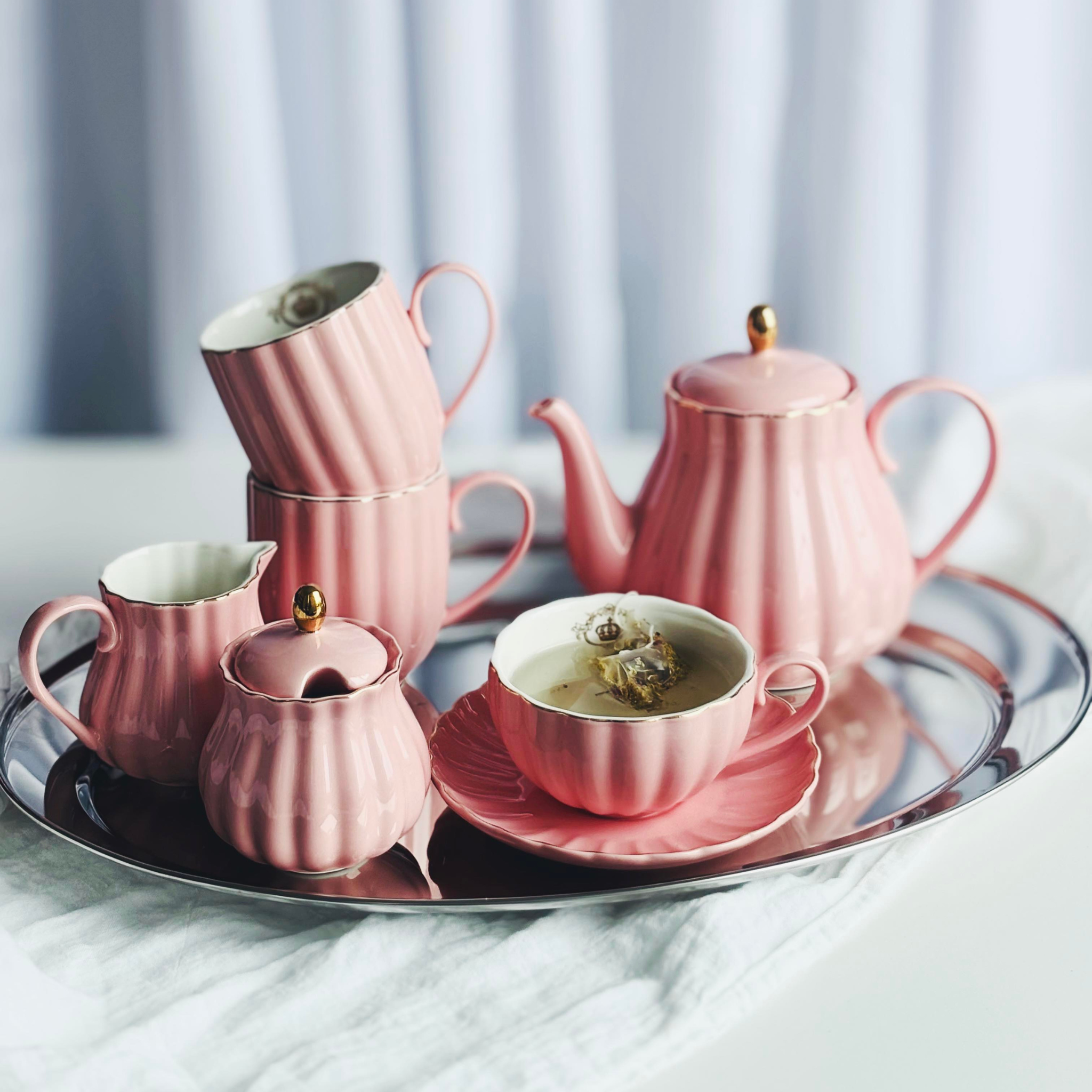 Théière en porcelaine Royale Rose 800ml