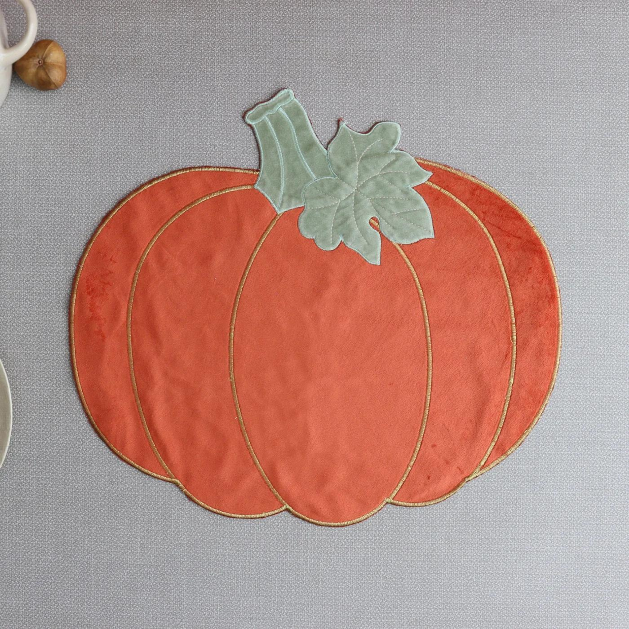 Napperon en velours Orange en forme de citrouille