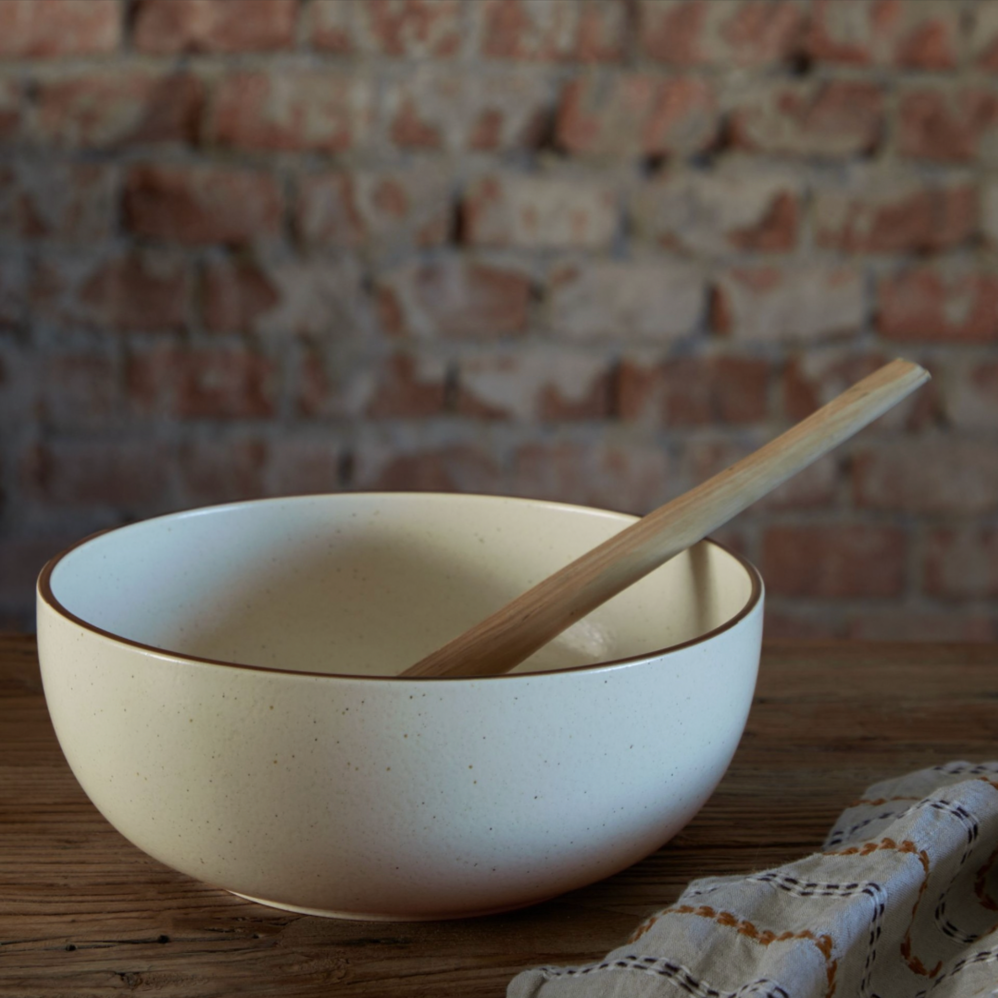 Monterosa Cream-Cocoa Serving Bowl 25 cm - Costa Nova