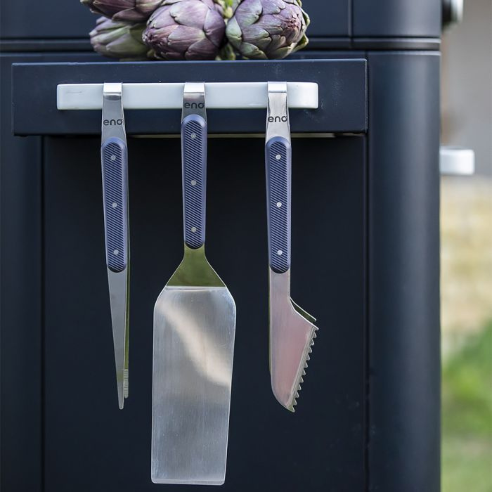 Spatule longue angulée en inox Bleu Marin - ENO