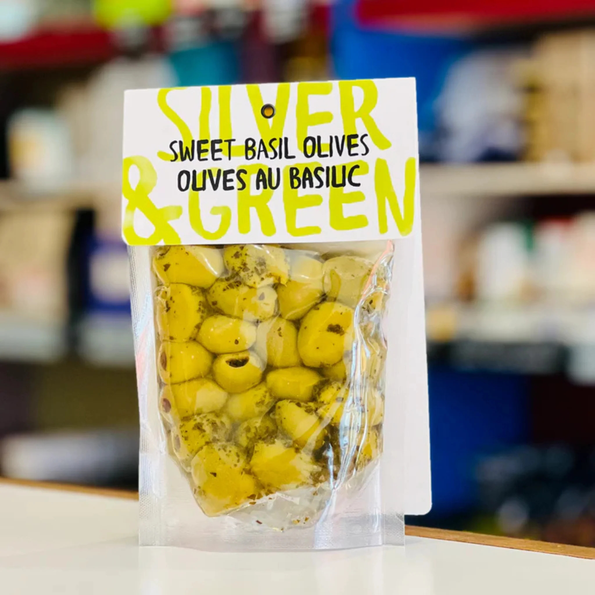 Olives vertes dénoyautées au basilic 220 g – Silver & Green