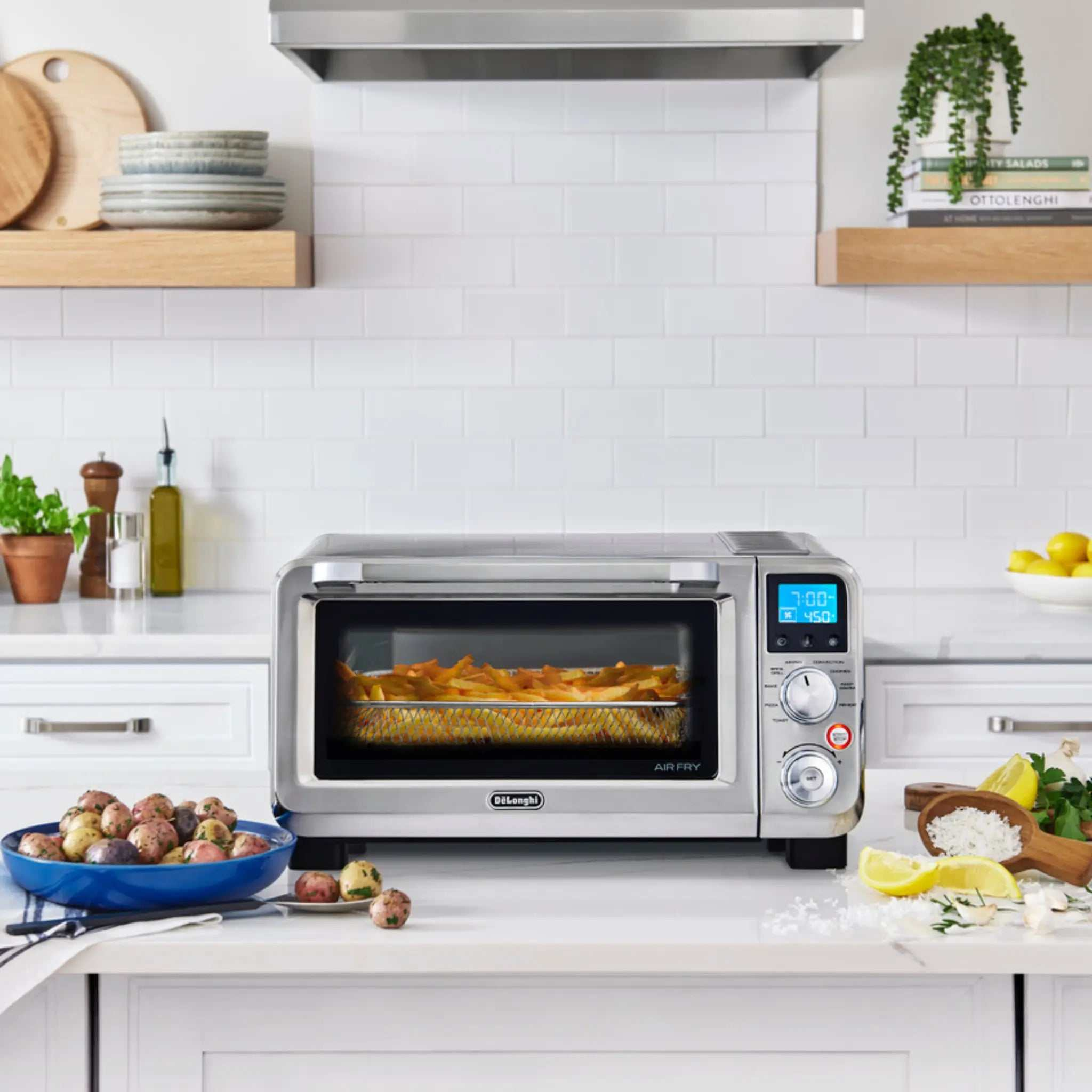 Four à convection Livenza Air Fry Oven 14 L De’Longhi avec 9 fonctions préréglées et cuisson saine sans huile