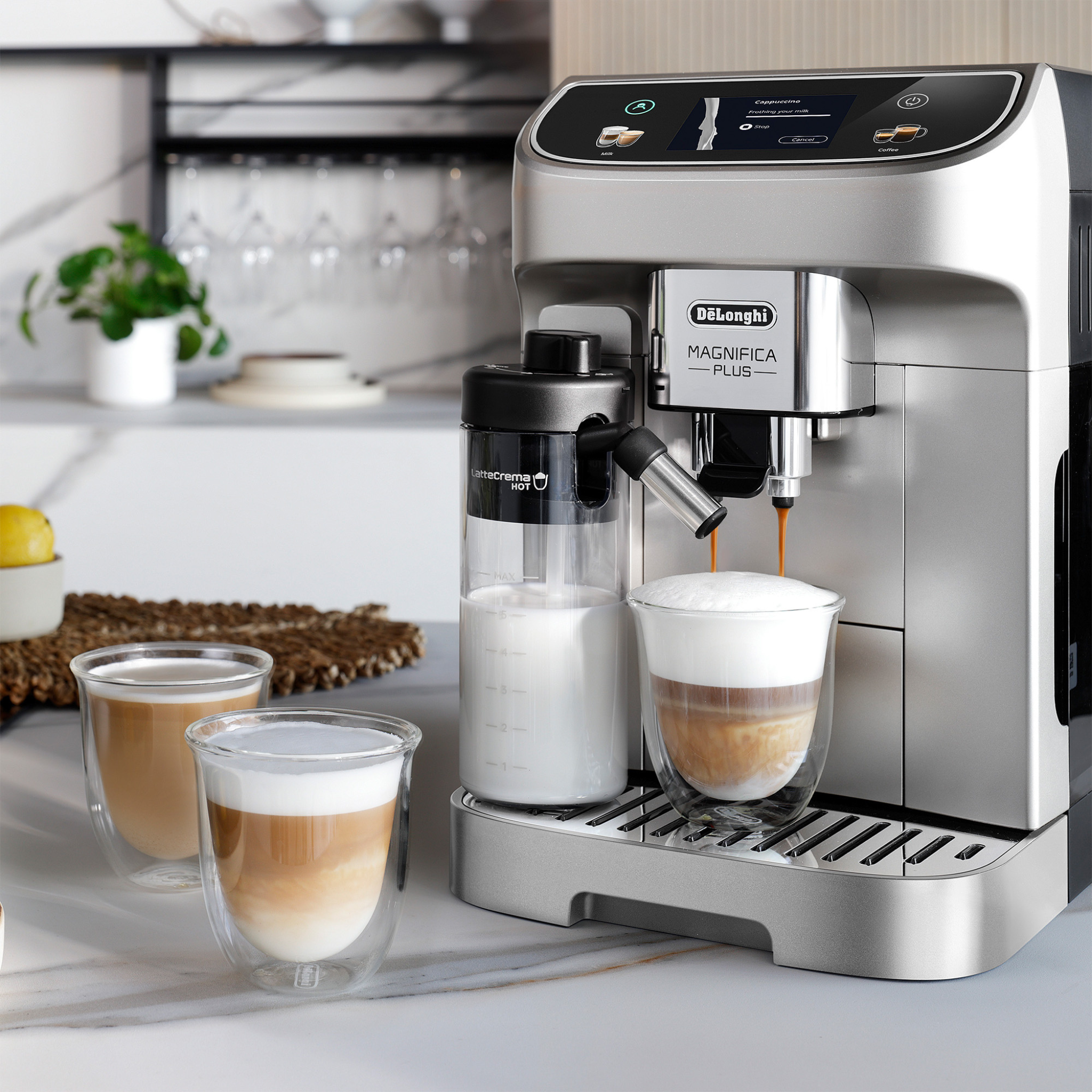 Machine à café automatique avec broyeur Magnifica Plus – De’Longhi 