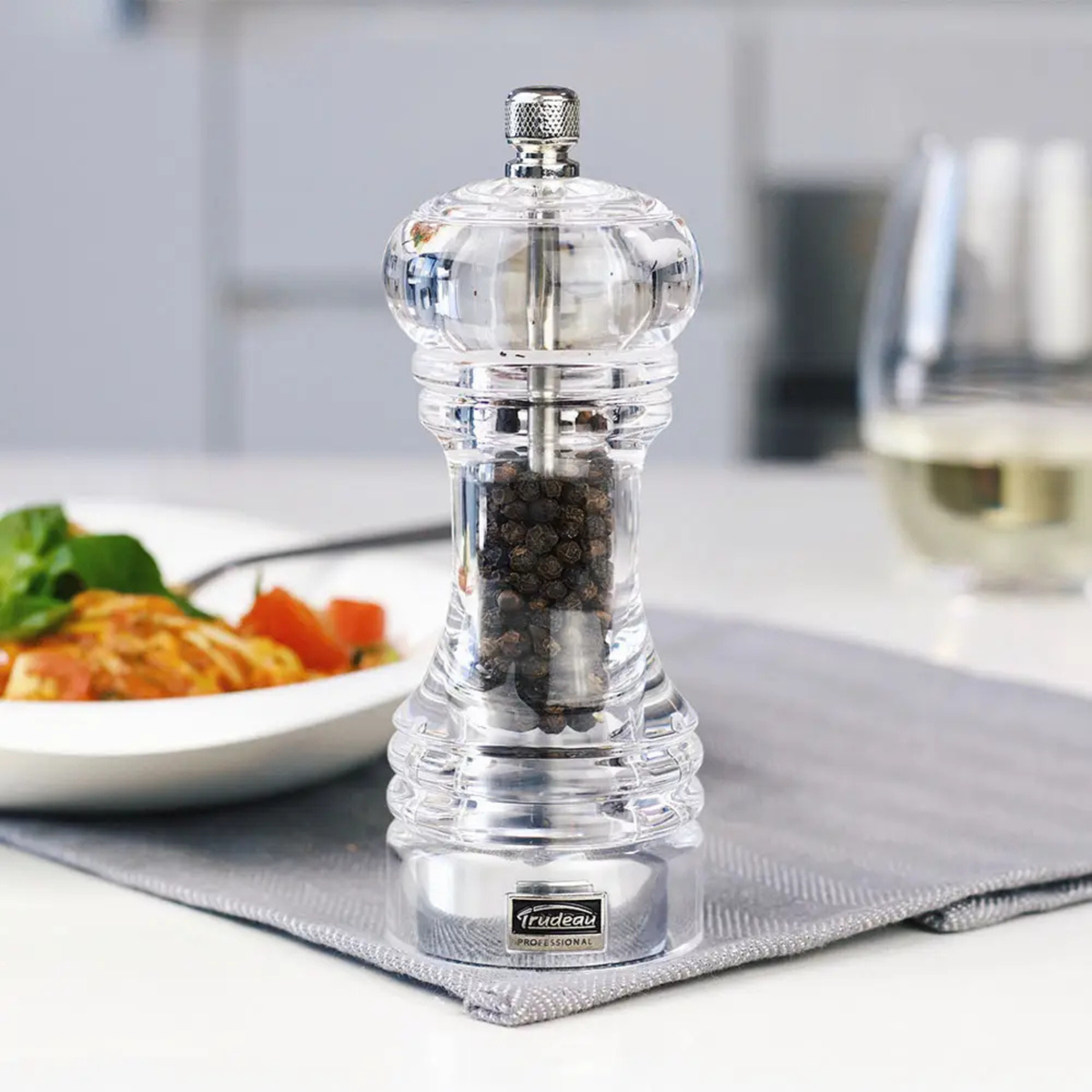 Professional Clear Acrylic Pepper Mill 15.2 cm – Trudeau