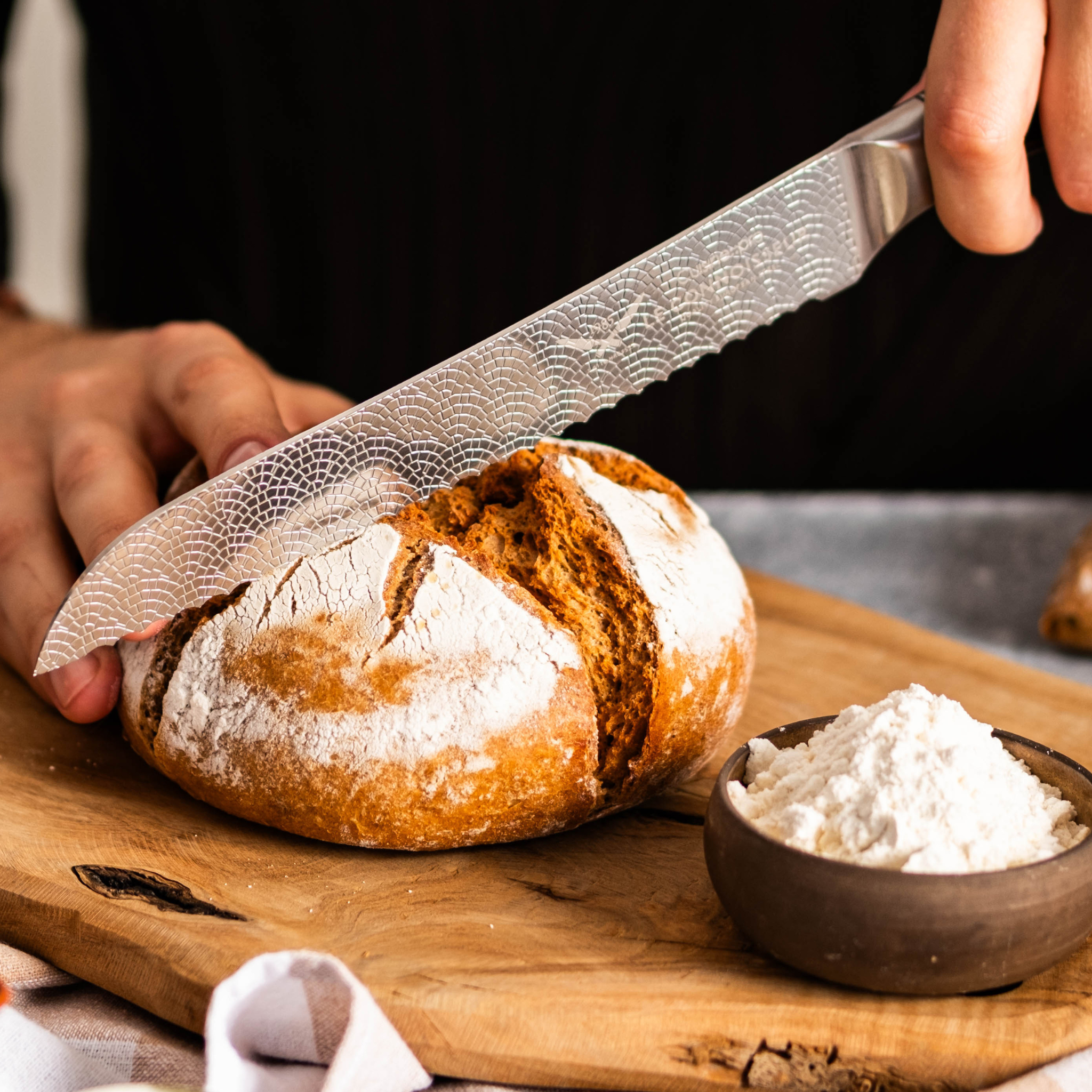 Couteau à pain 21.5 cm LE CONNOISSEUR™ – Cuisine::pro®