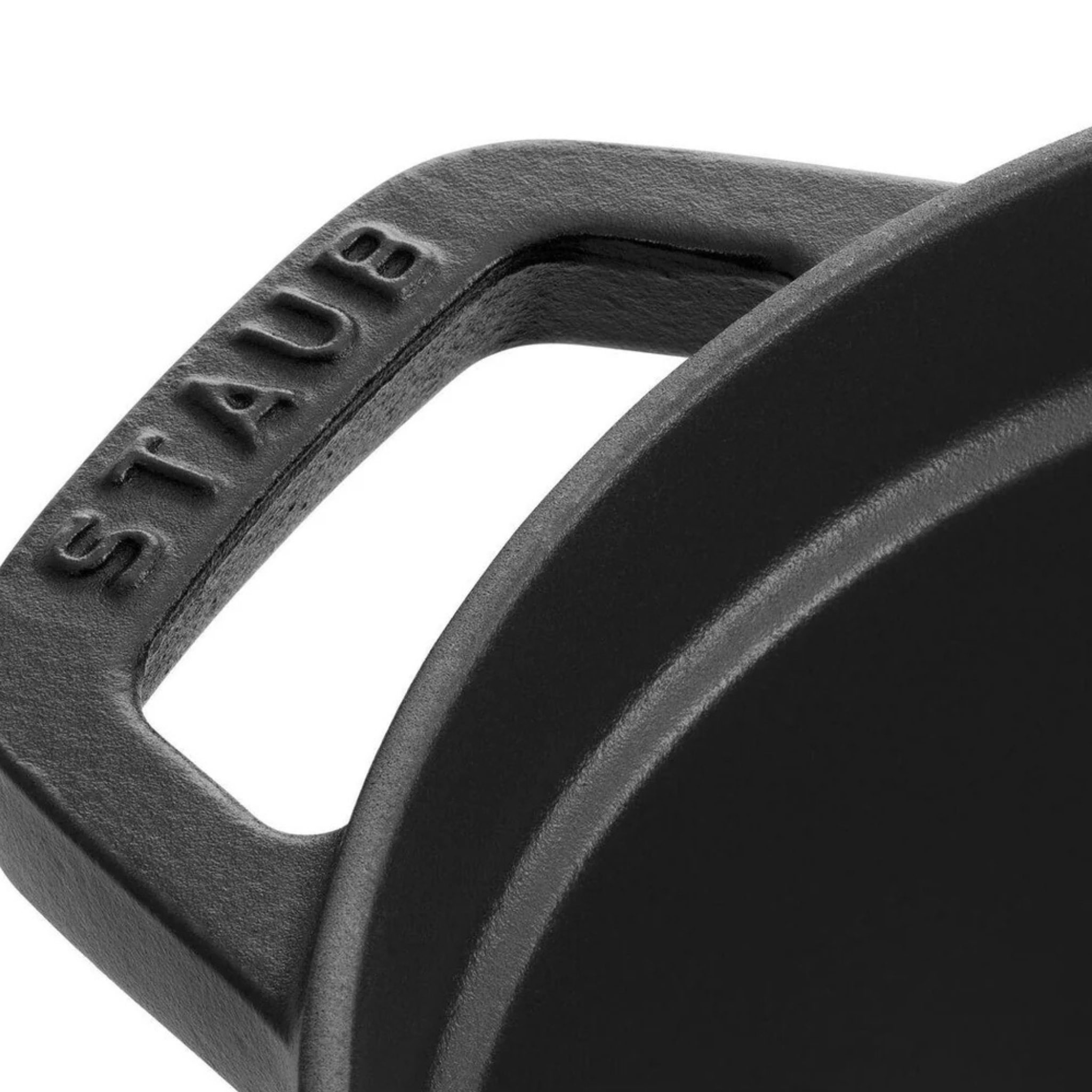 Cocotte ovale en fonte émaillée noire 6,7 L – Staub 