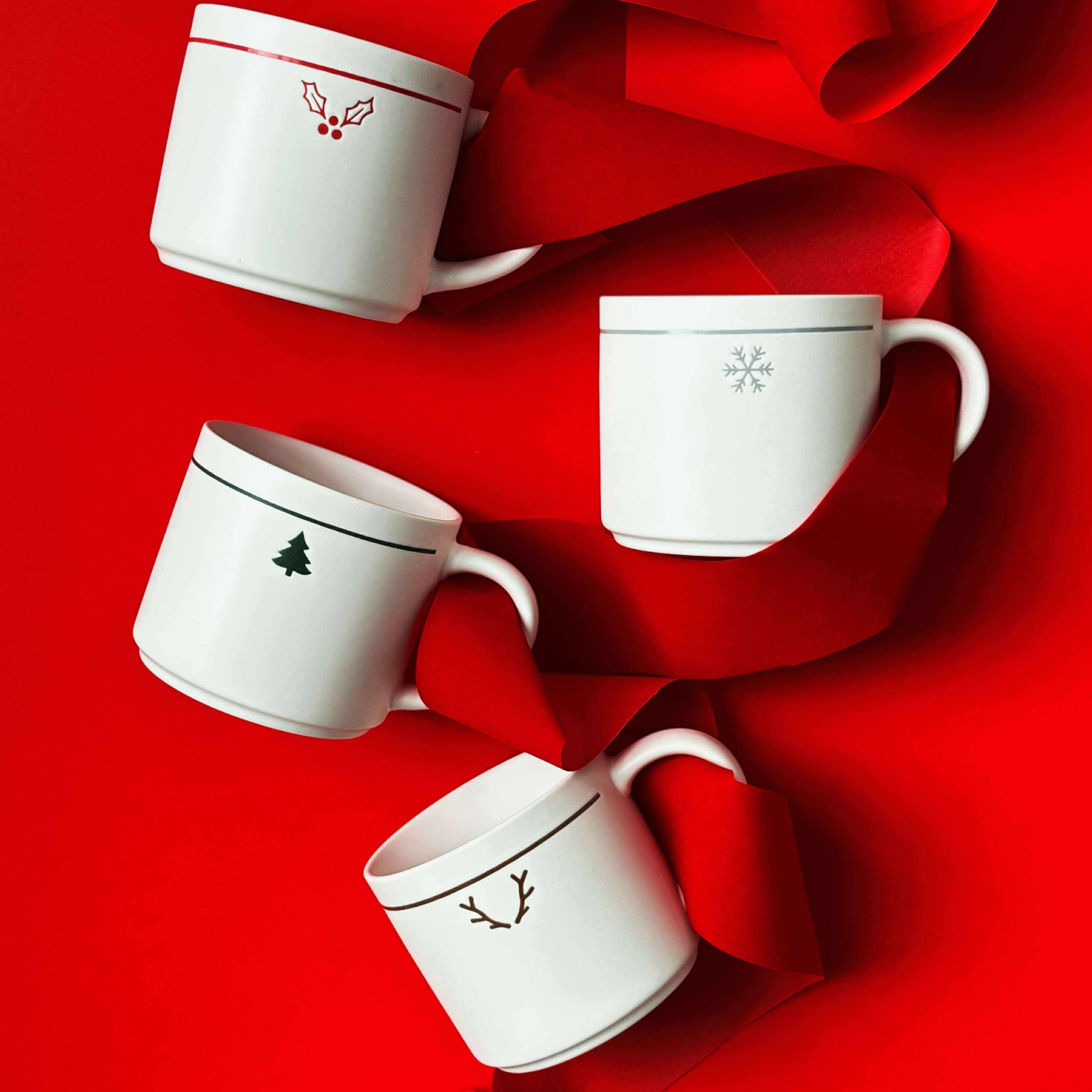 Tasse blanche avec sapin vert 475 ml