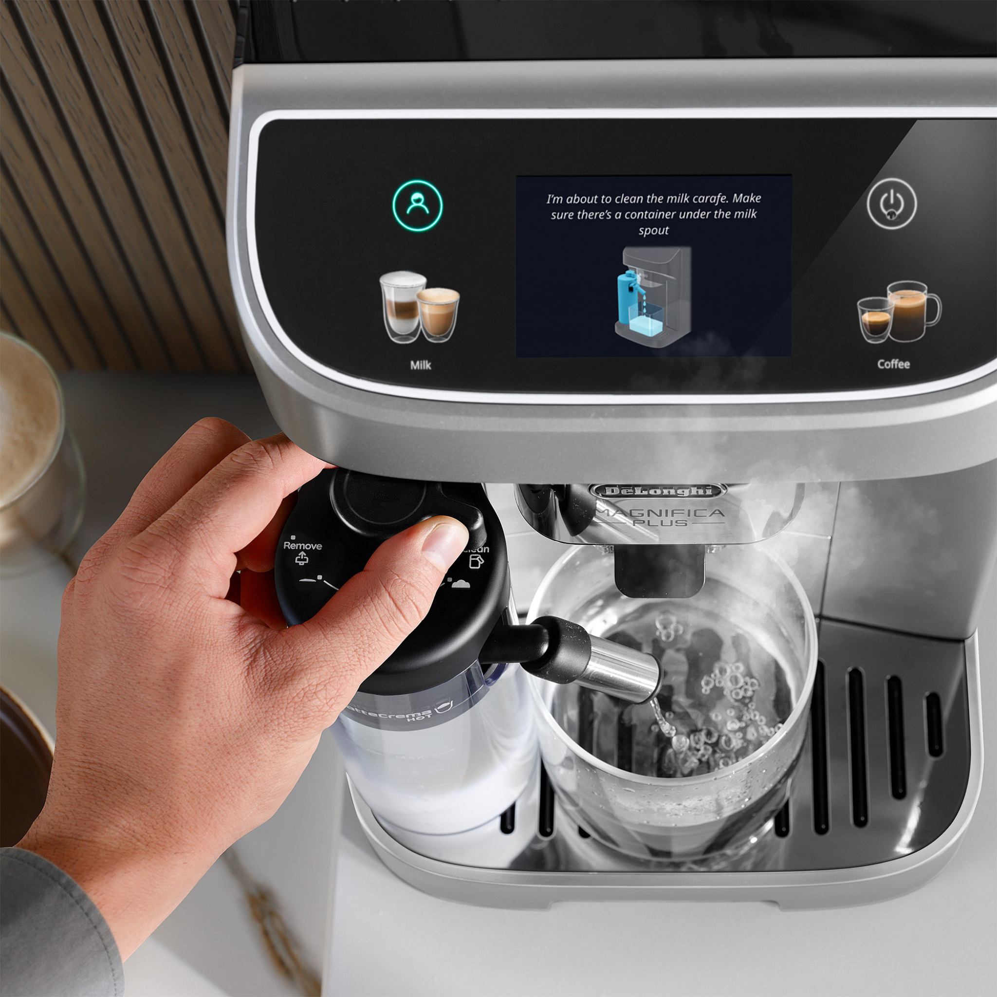 Machine à café automatique avec broyeur Magnifica Plus – De’Longhi 