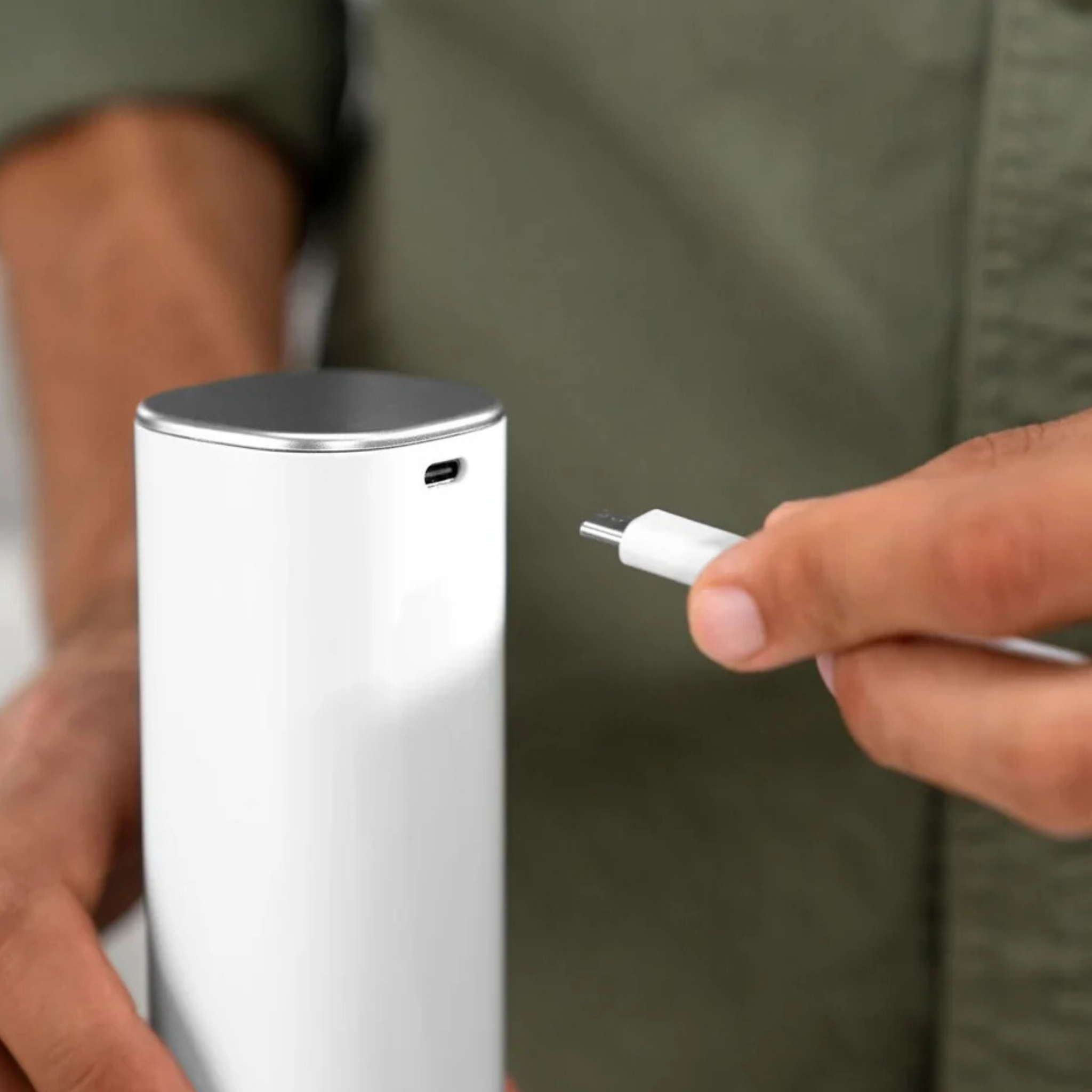 moulin zwilling rechargeable sur plan de travail