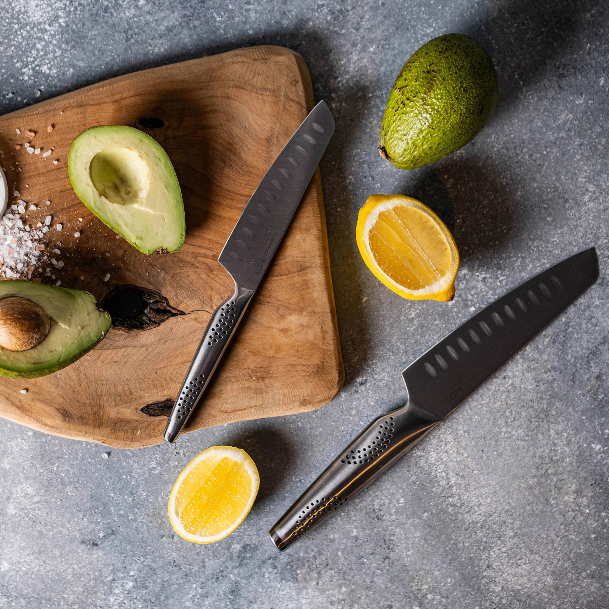 ensemble de couteaux santoku Cuisine::pro® en cuisine