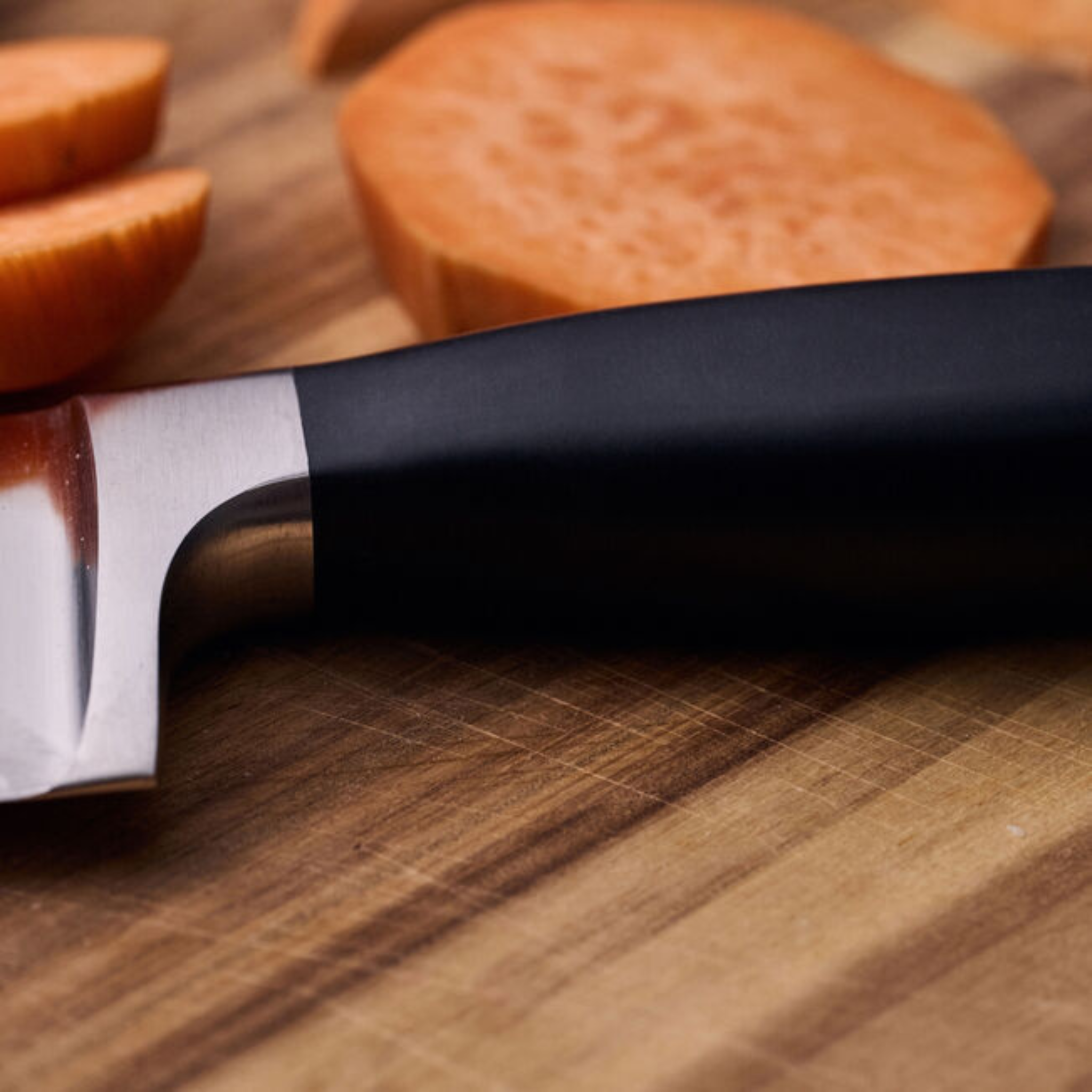 couteau Zwilling manche noir ergonomique
