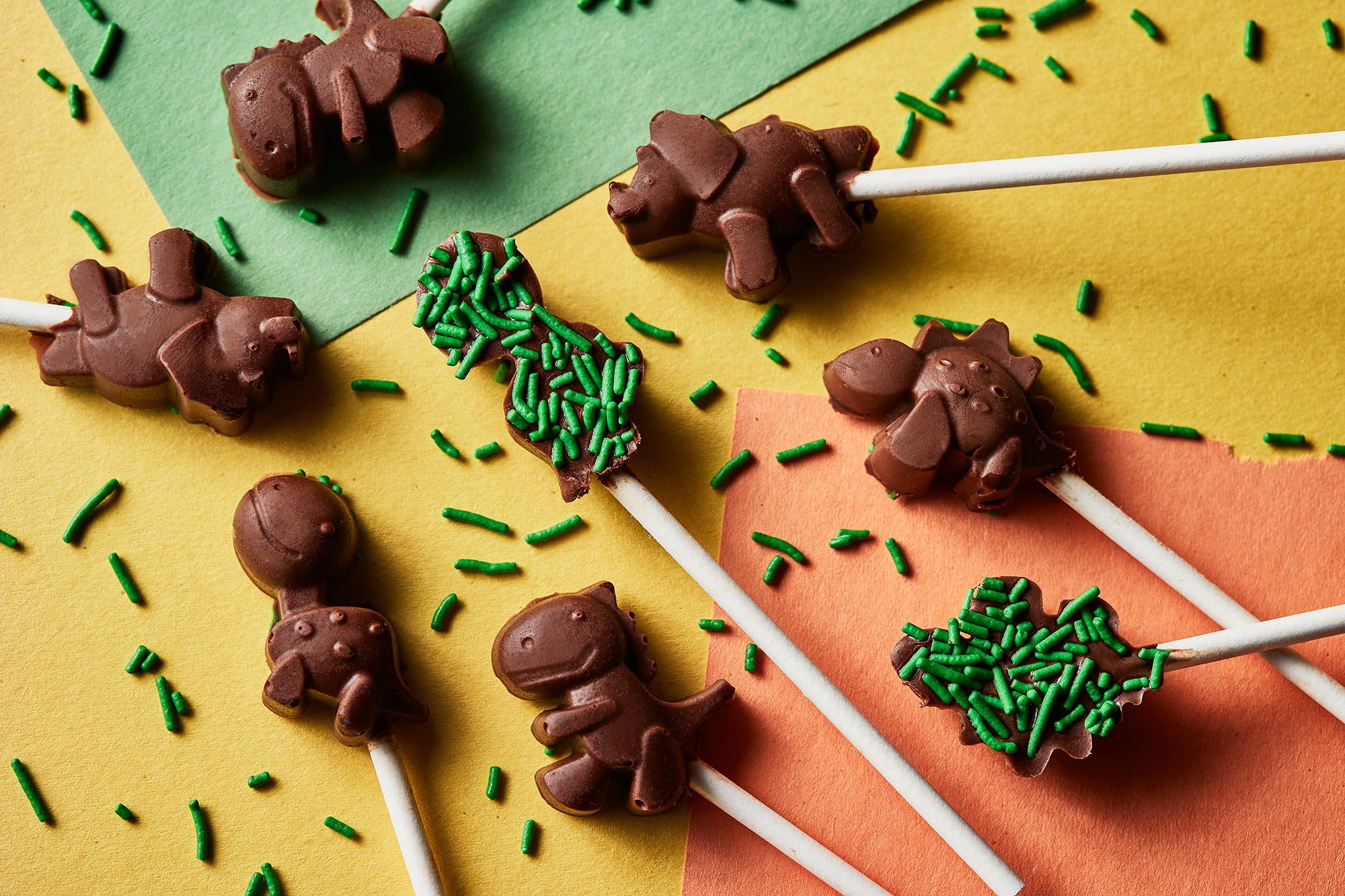 Ensemble de fabrication de sucettes en chocolat Dino - Gourmet du village