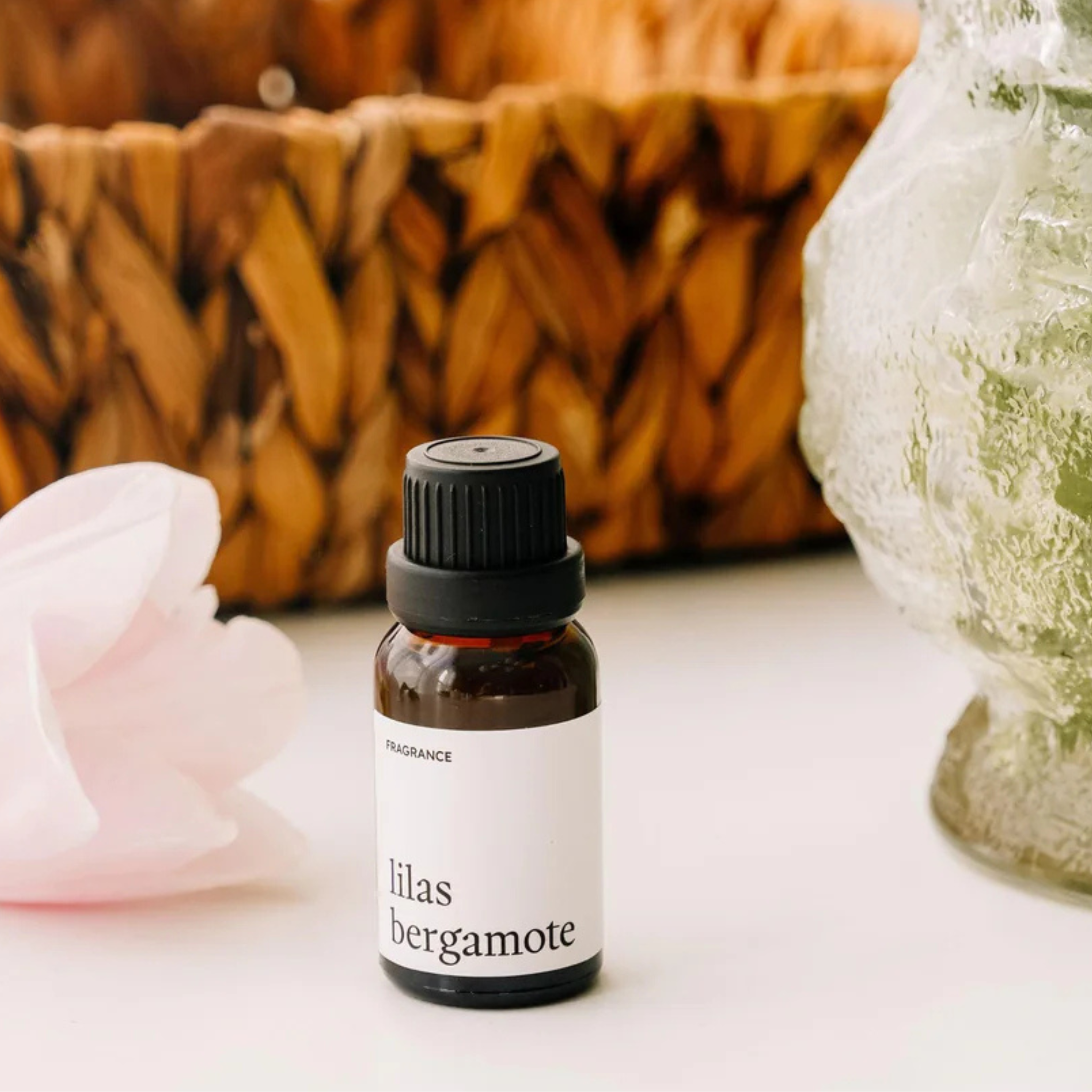 Lilac Bergamot Dryer Ball Fragrance 15ml - Marée Candles