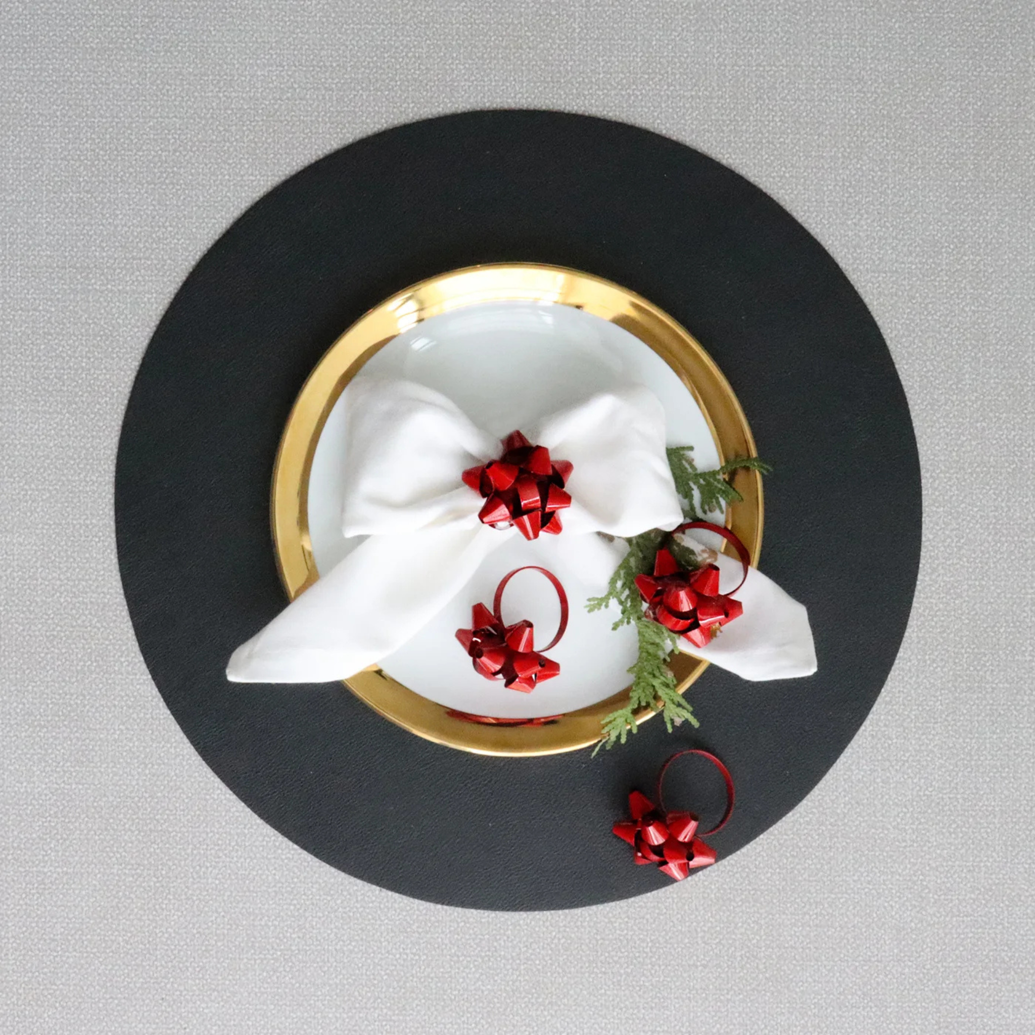 Ensemble de 4 anneaux de serviette en forme de nœud en ruban rouge