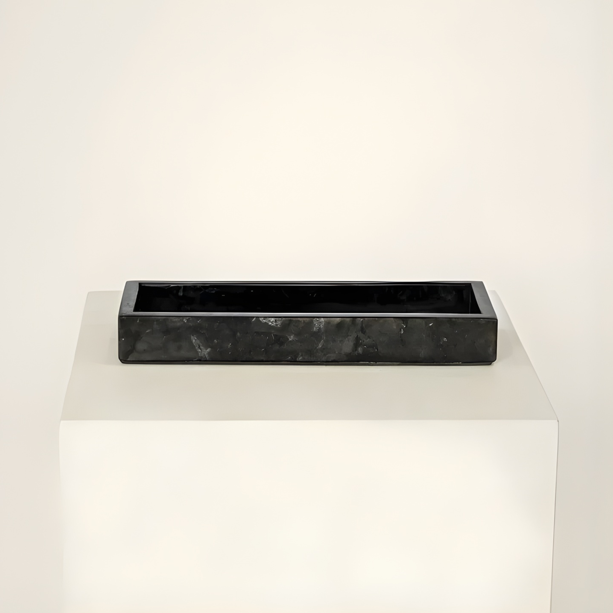 Plateau avec rebord en marbre noir 25 cm - Crusoë