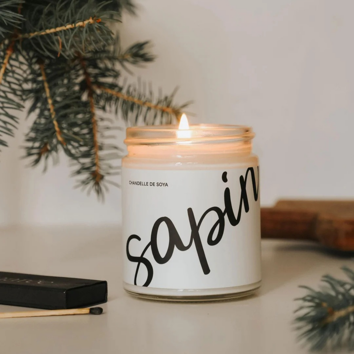 Sapin Soy Candle with Wood Wick 270 ml - Marée Chandelles