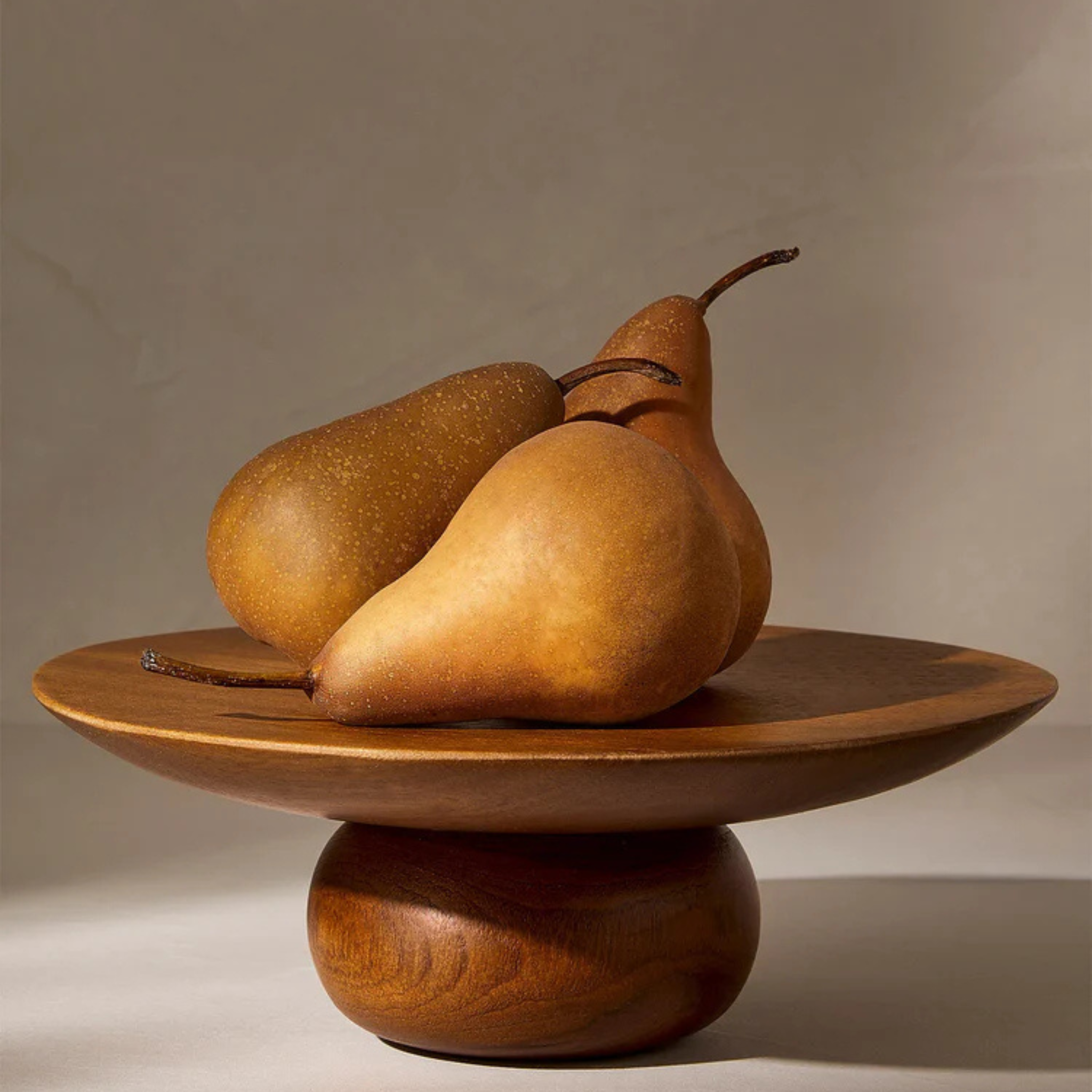 Petit plateau à gâteau en bois de teck - Crusoë