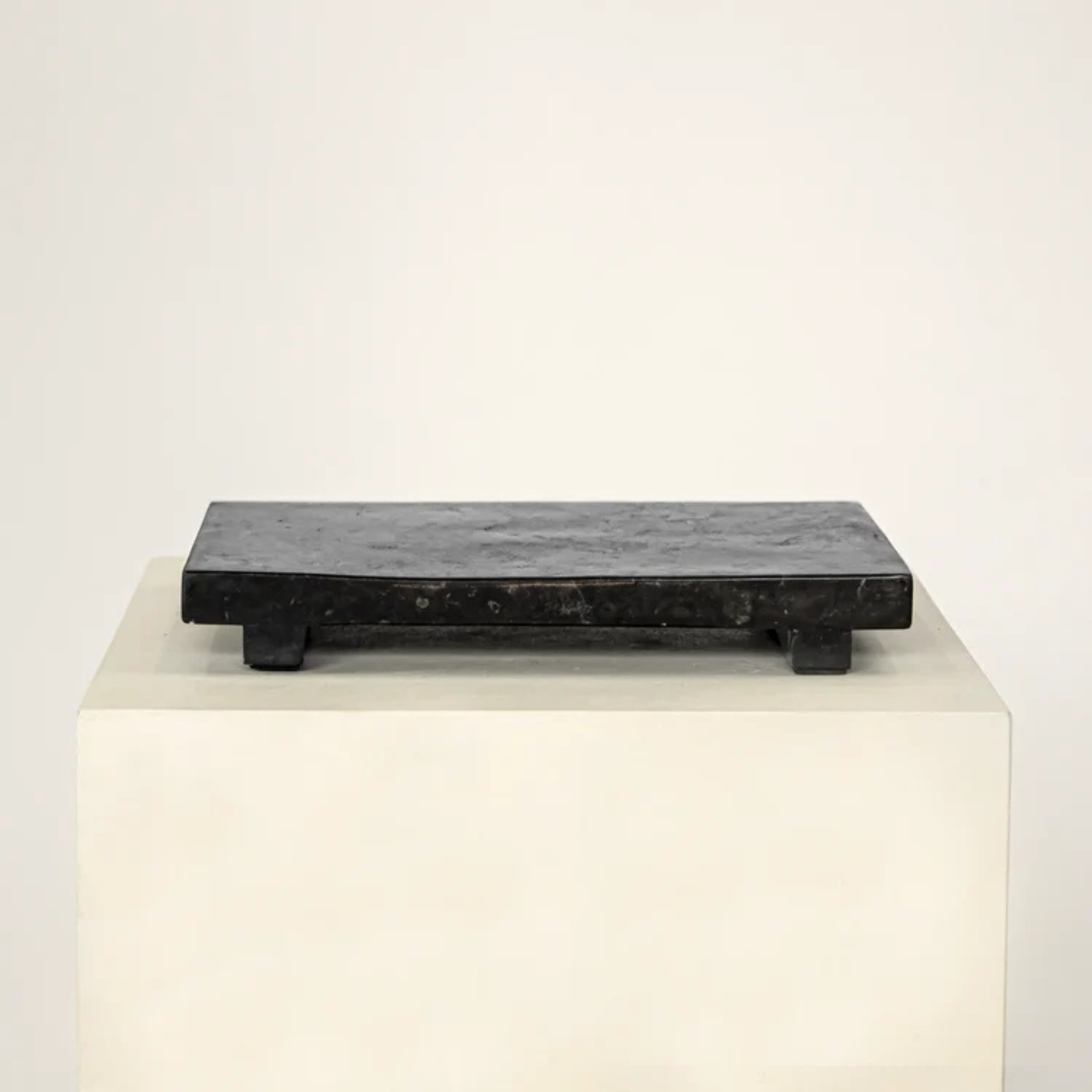 Plateau en marbre noir 27 cm - Crusoë