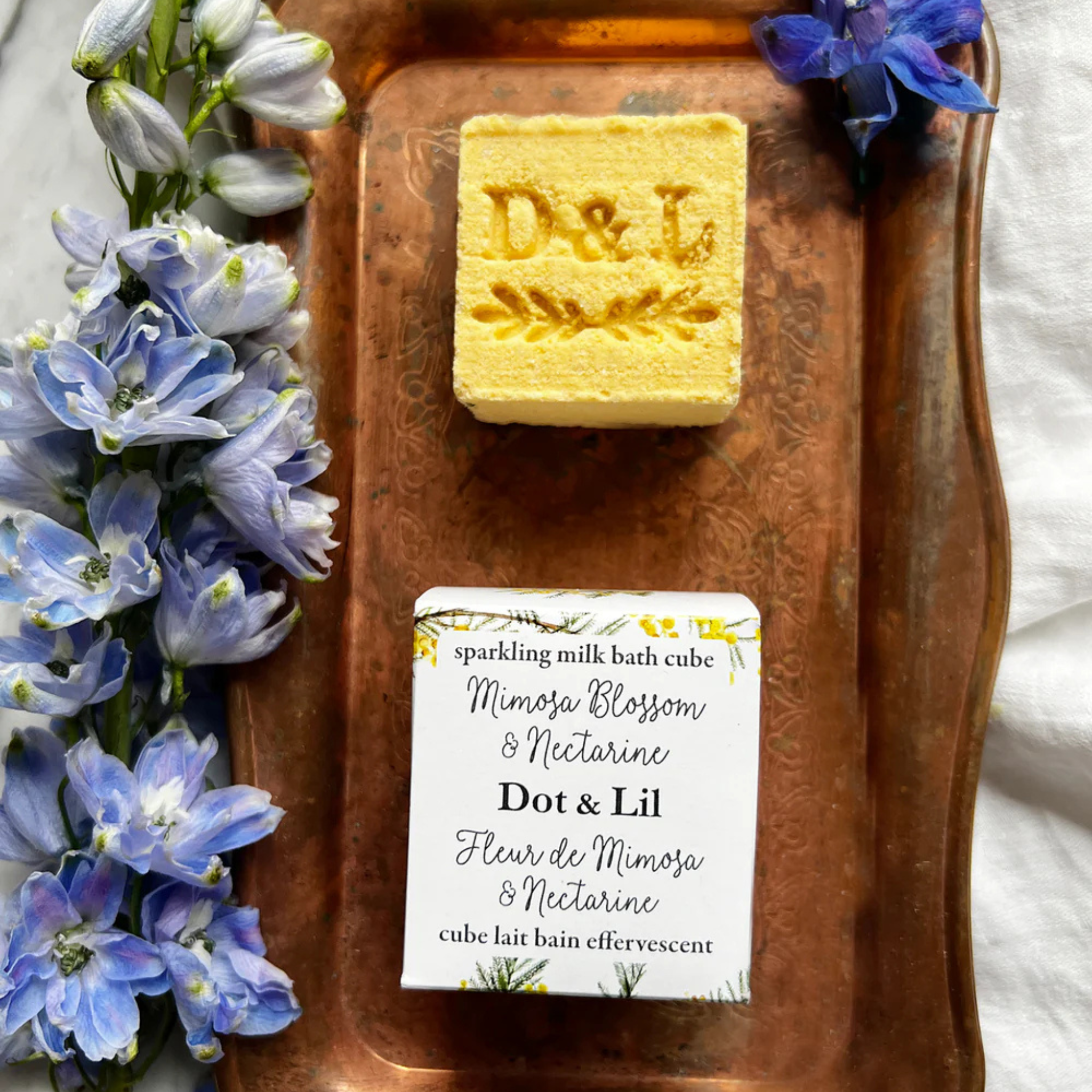 Cube de bain effervescent Mimosa et nectarine - Dot & Lil