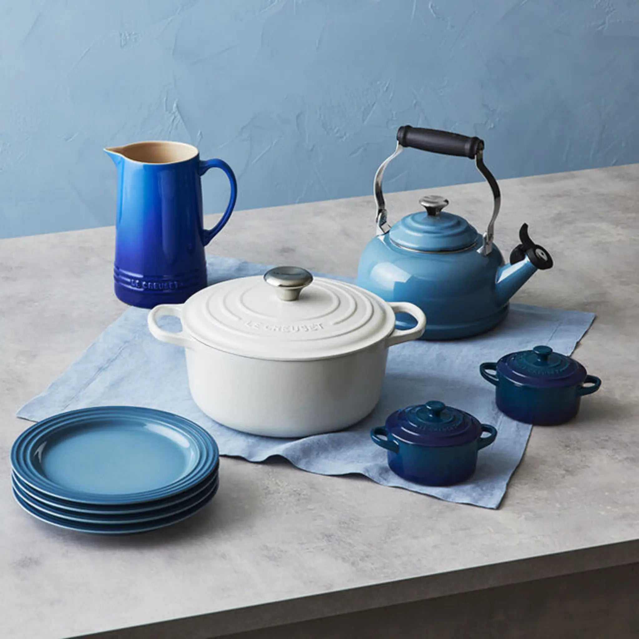 Cocotte ronde Le Creuset blanc en fonte émaillée 5,3 L pour cuisson polyvalente