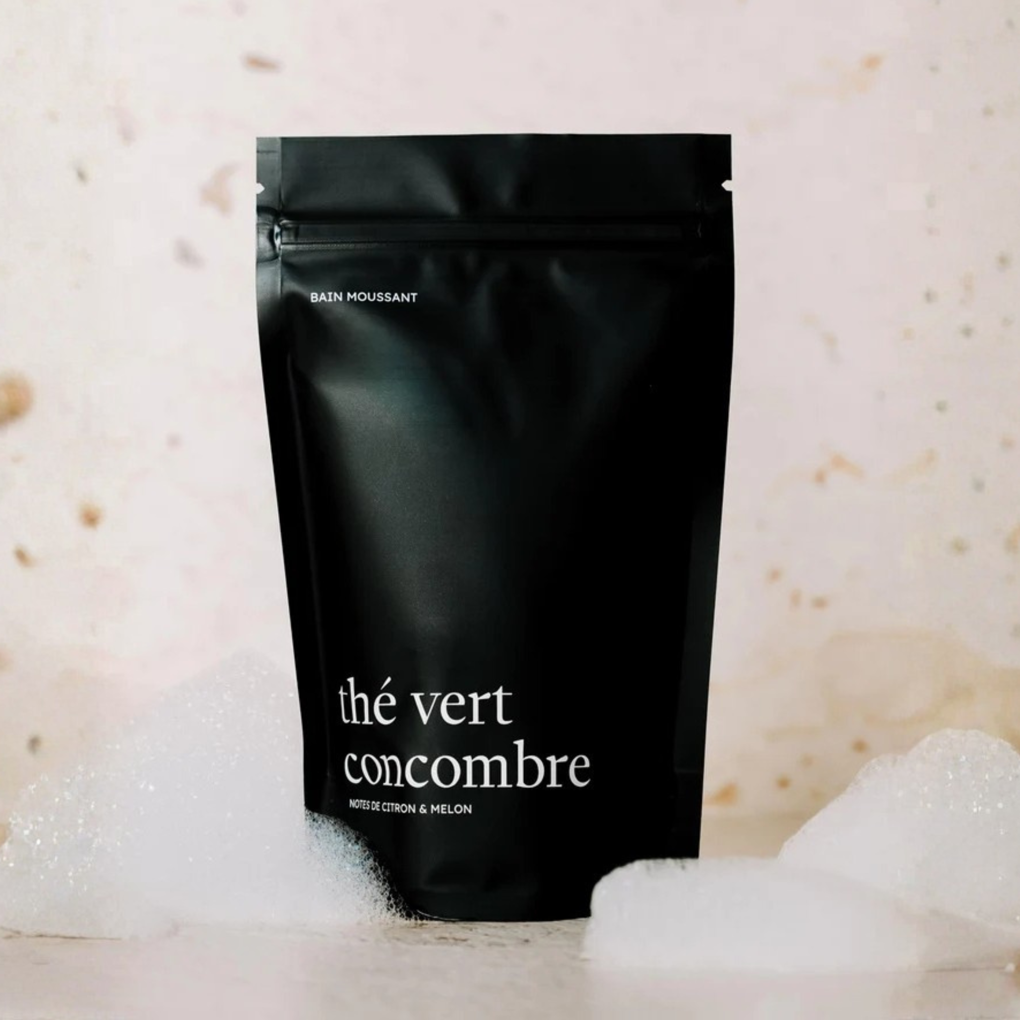 Bain moussant Thé vert et concombre 340g Marée Chandelles avec mousse hydratante et parfum frais