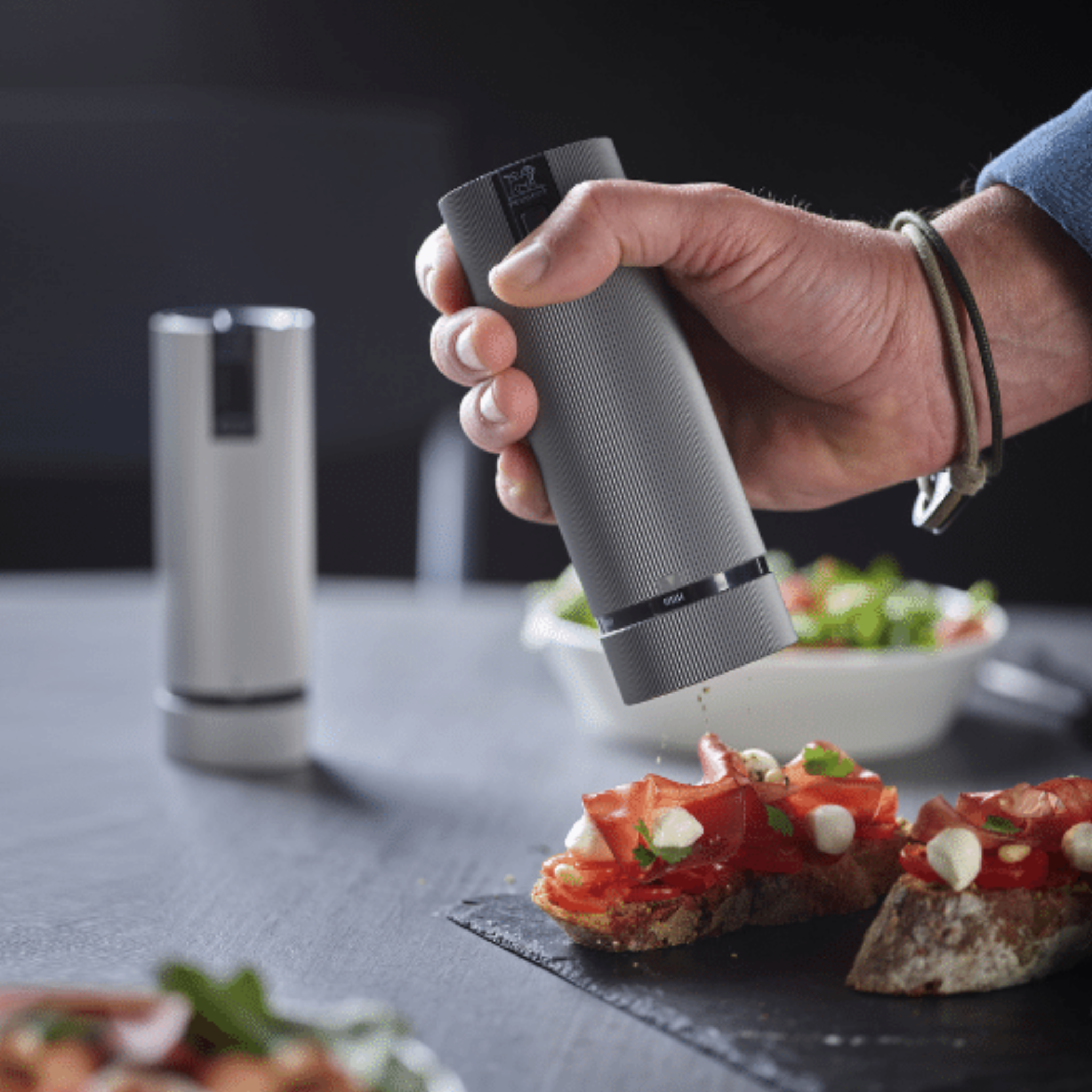 Moulin à poivre électrique Line carbone 15 cm - Peugeot 