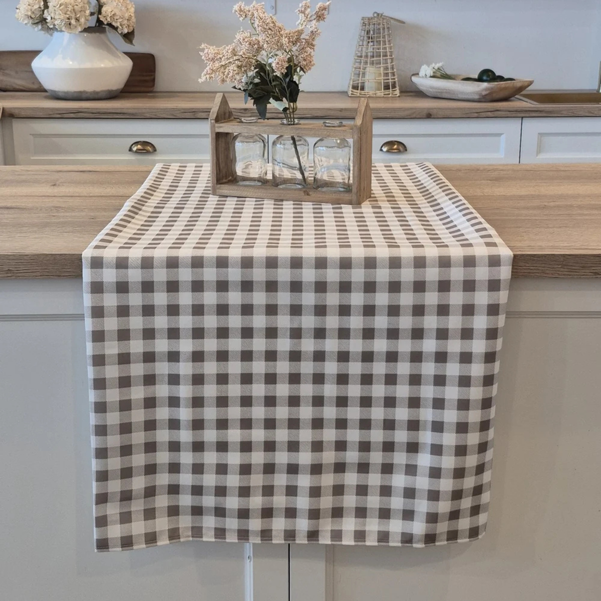 Nappe à carreaux gris sur fond blanc (style vichy) 60 x 90 po - Brunelli