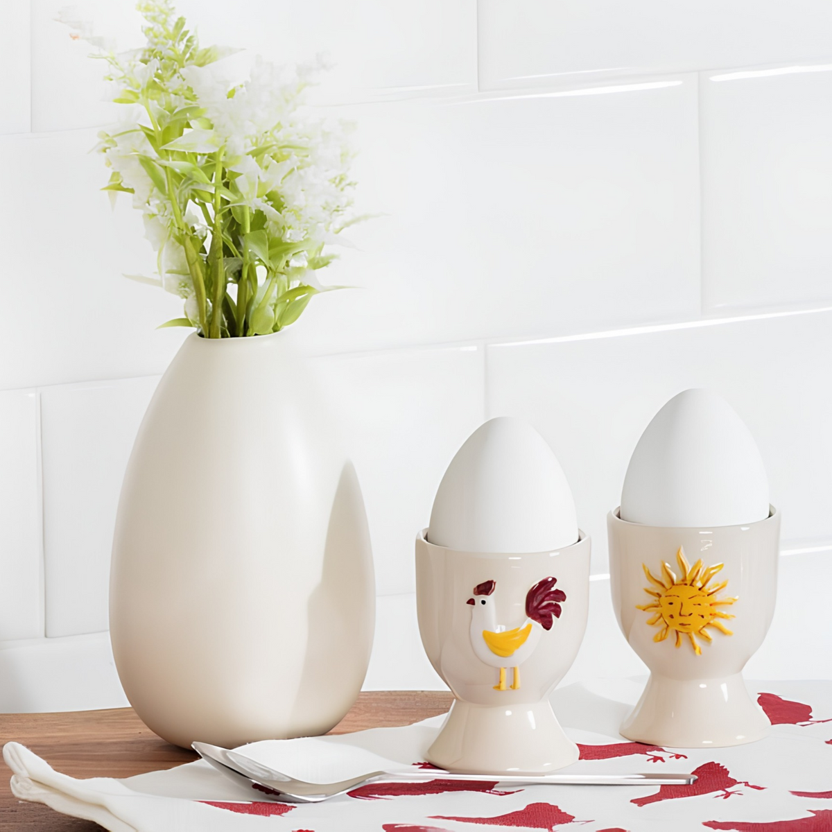 Coquetier en grès ivoire avec motif de coq - Abbott