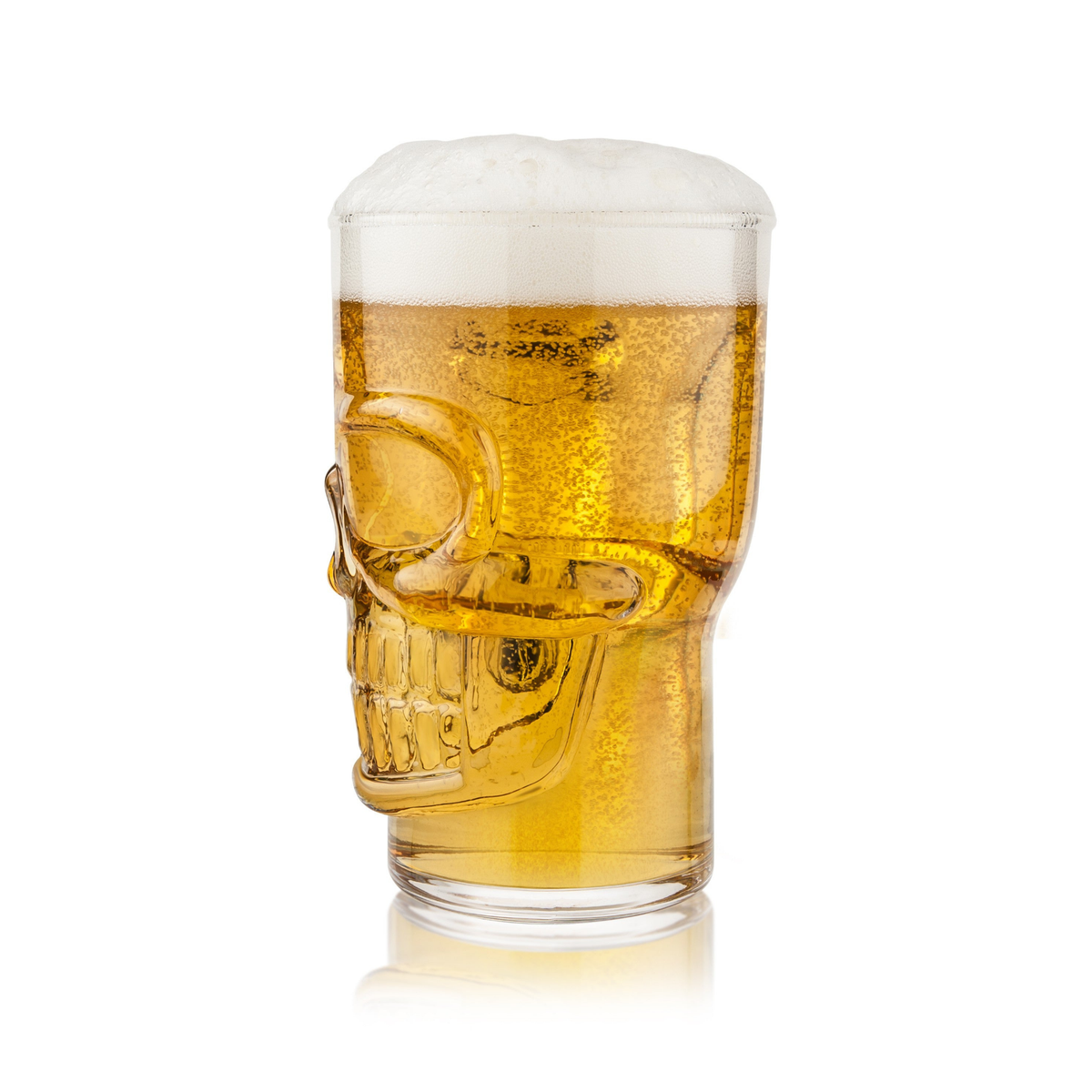 Chope à bière en verre en forme de crâne, vue de profil