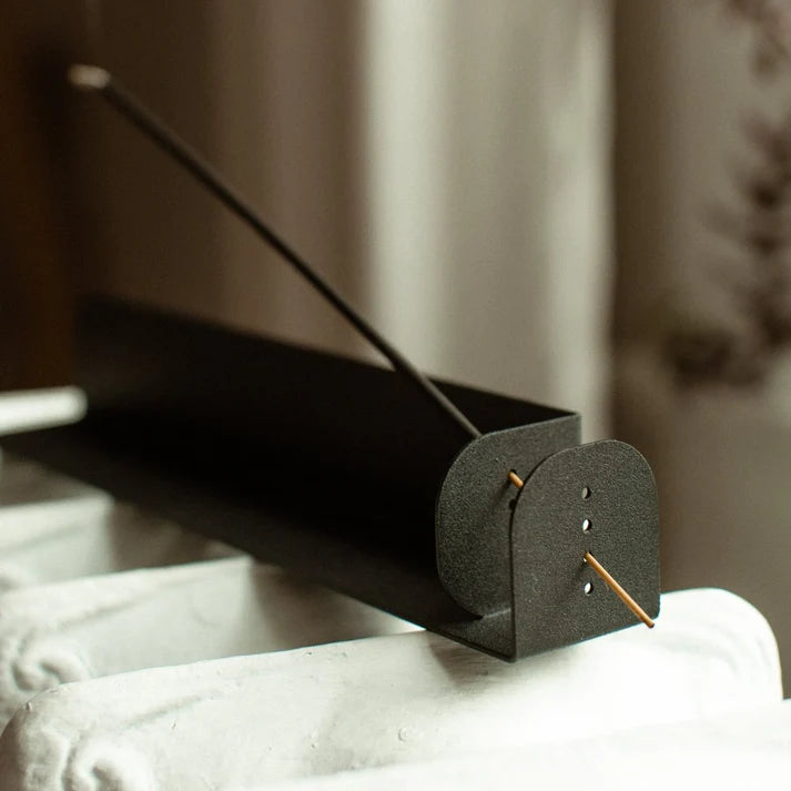 Matte Black Metal Incense Burner - Moodgie