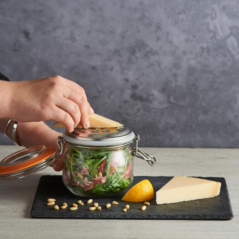 Pot avec râpe 500ml