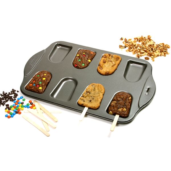 Non-stick baking tray for mini cakes and 25 sticks