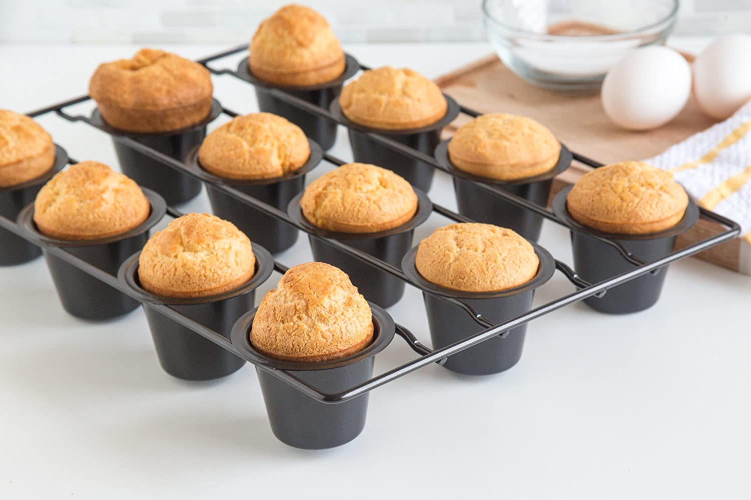 Moule pour 12 mini-gâteaux
