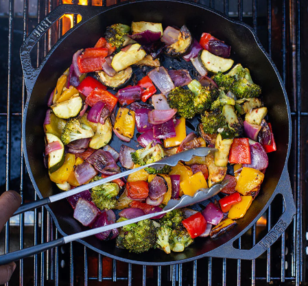 Plat de cuisson troué en fonte 30.5 cm
