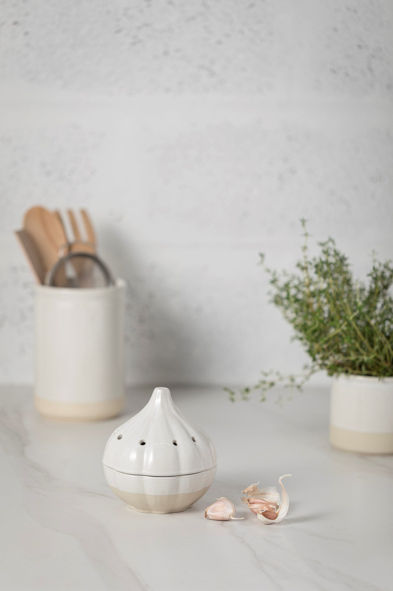 Contenant pour ail blanc en grès